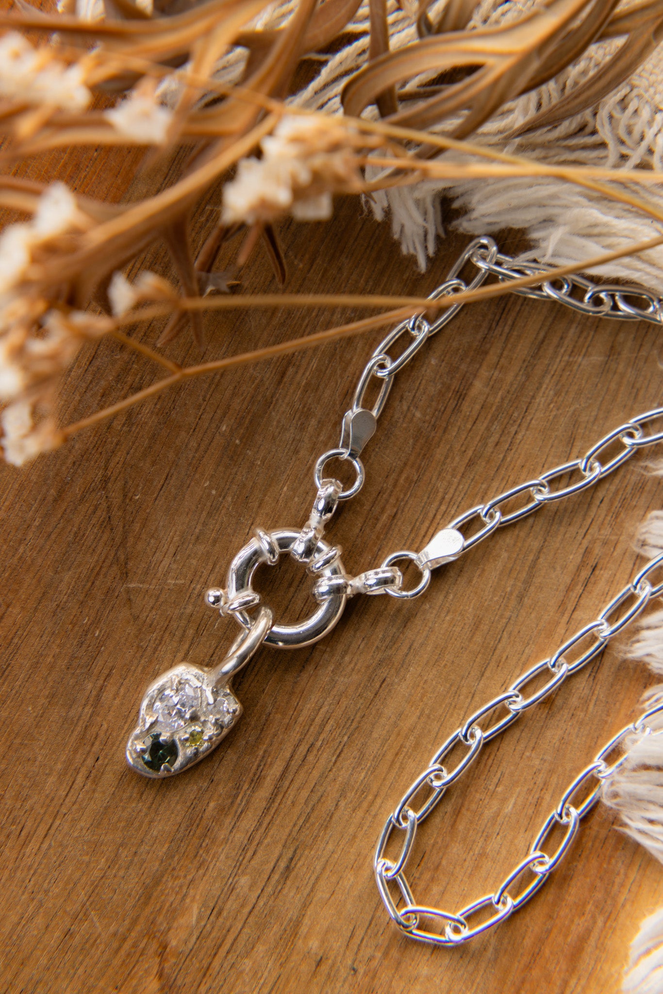 Mossgreen stone Pendant top with Chanky Chain Necklace