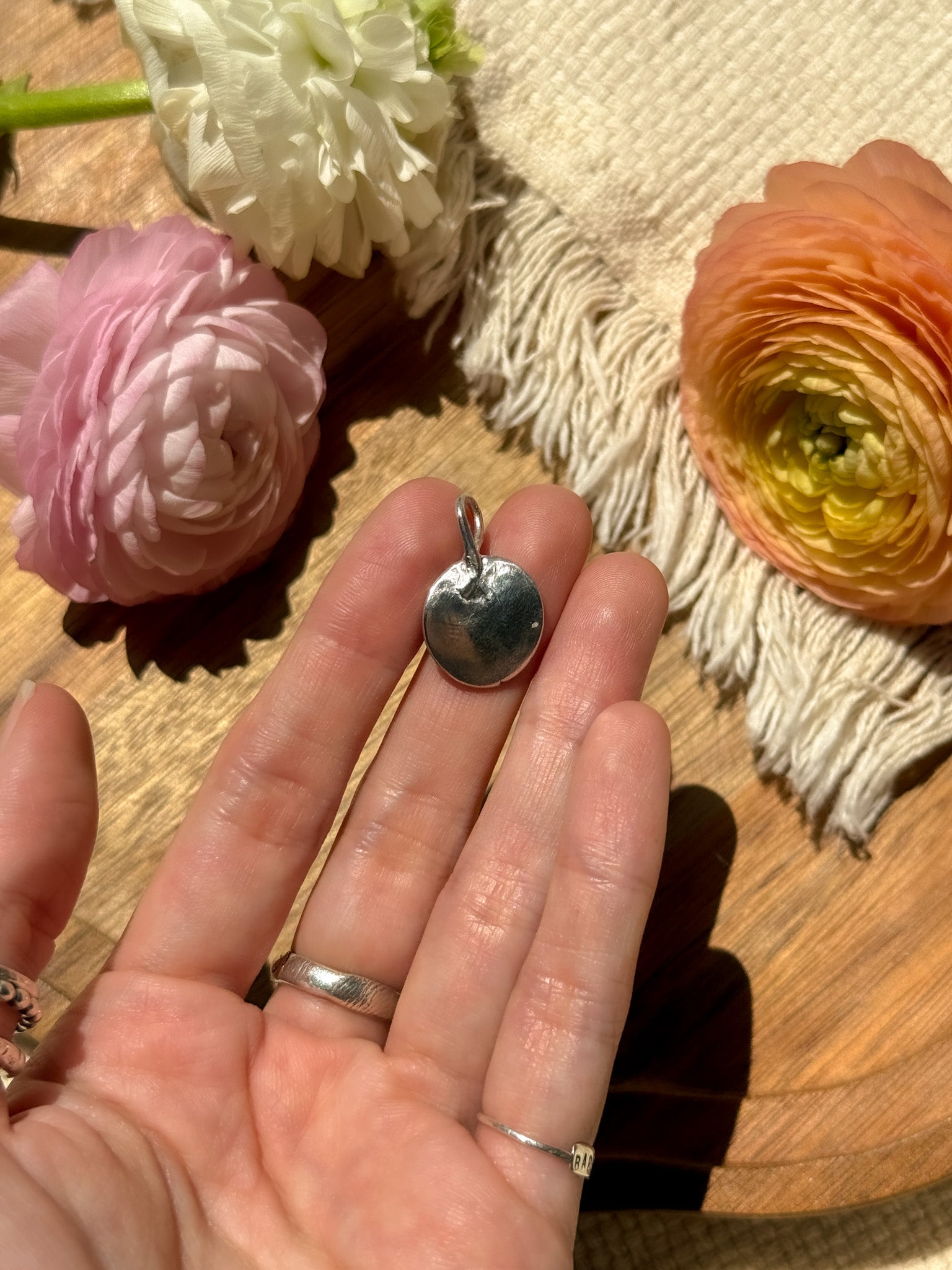 Flower bouquet Coin Pendant top - B