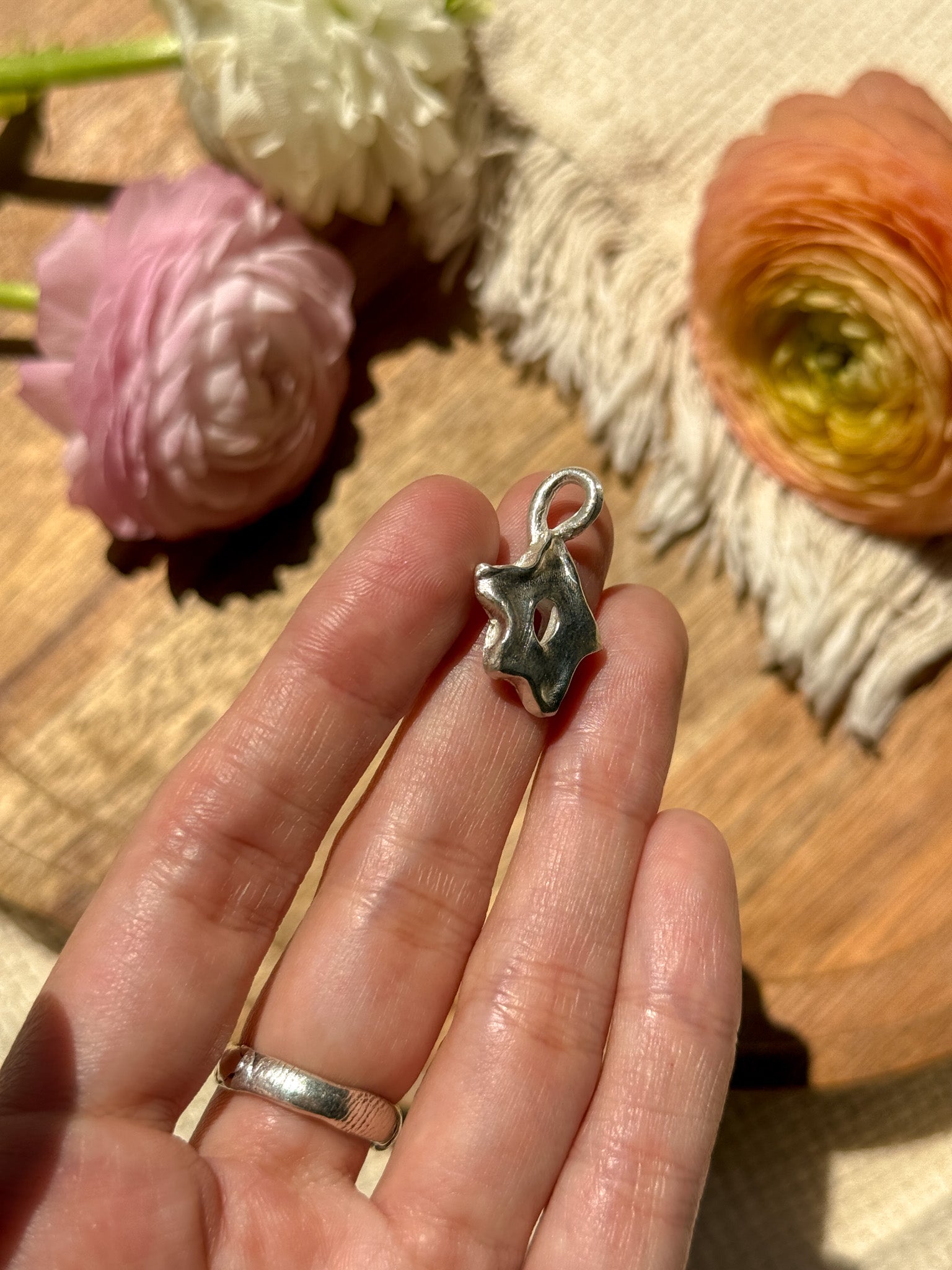 Flower Star Pendant top