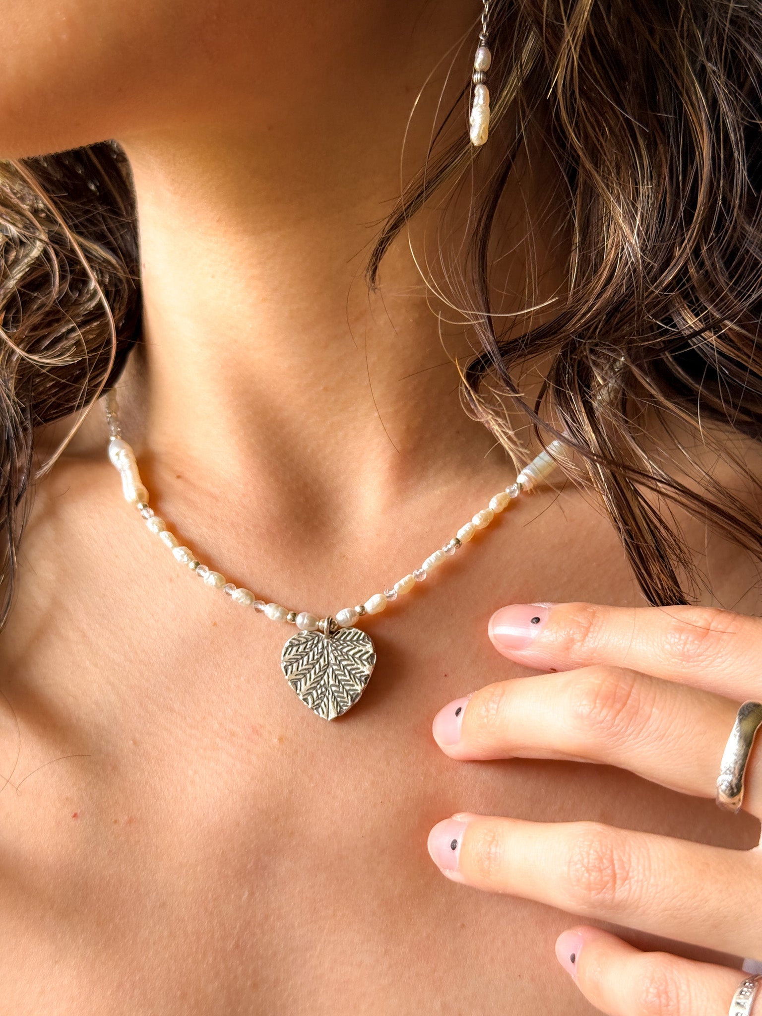 Necklace - Pearl, Clear quartz and Karen silver