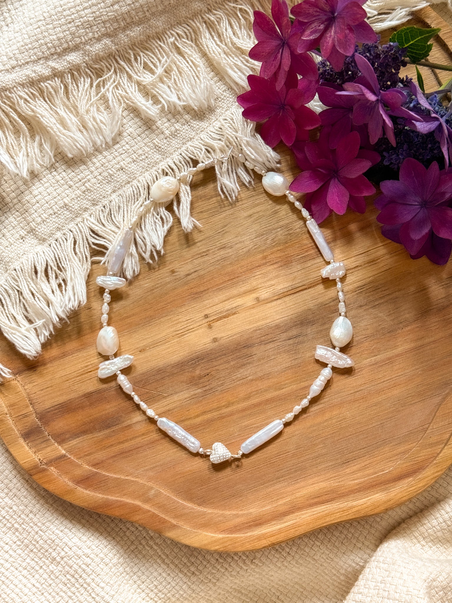 Necklace - Pearl and Karen silver