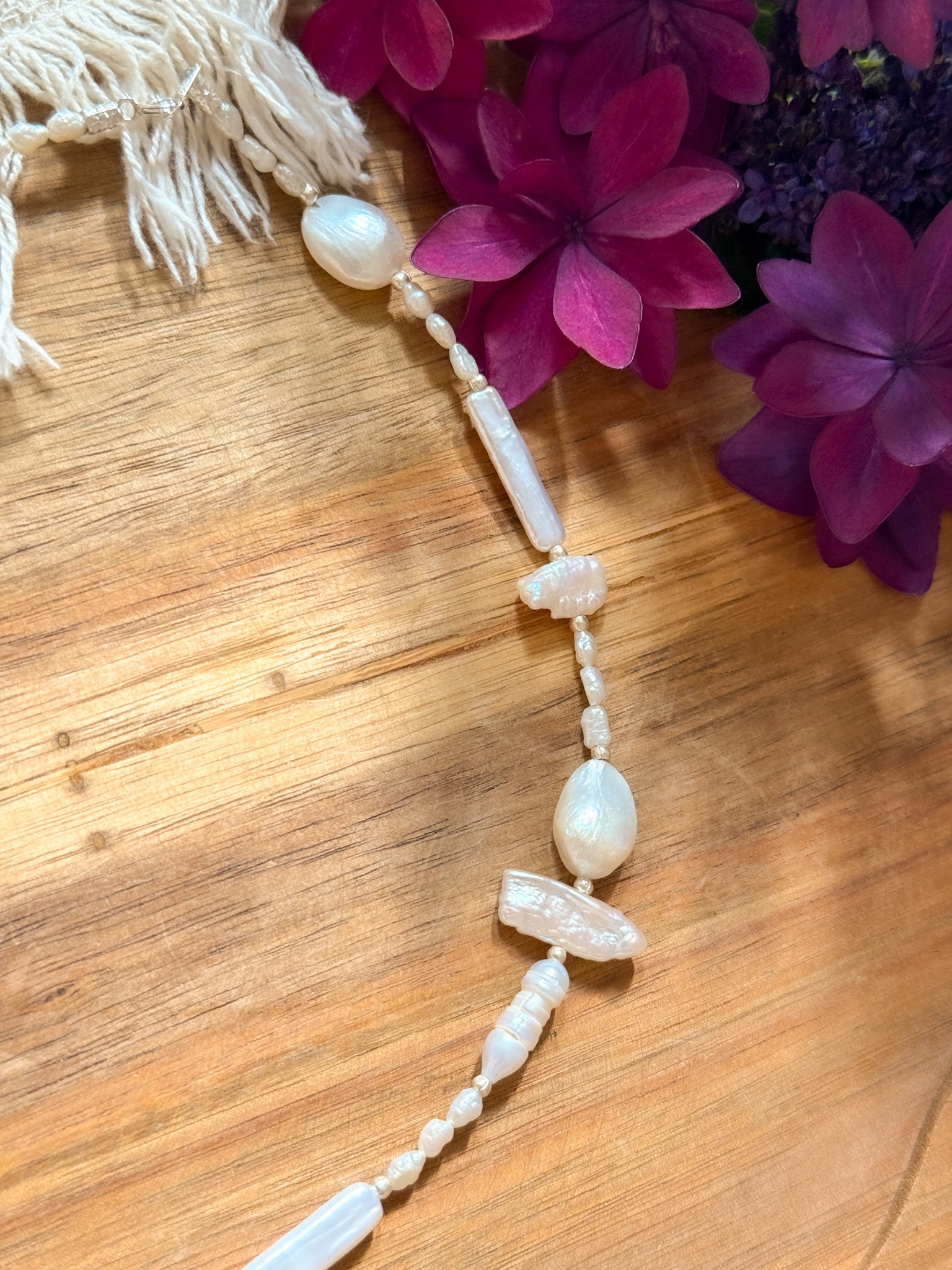 Necklace - Pearl and Karen silver - daisy doe