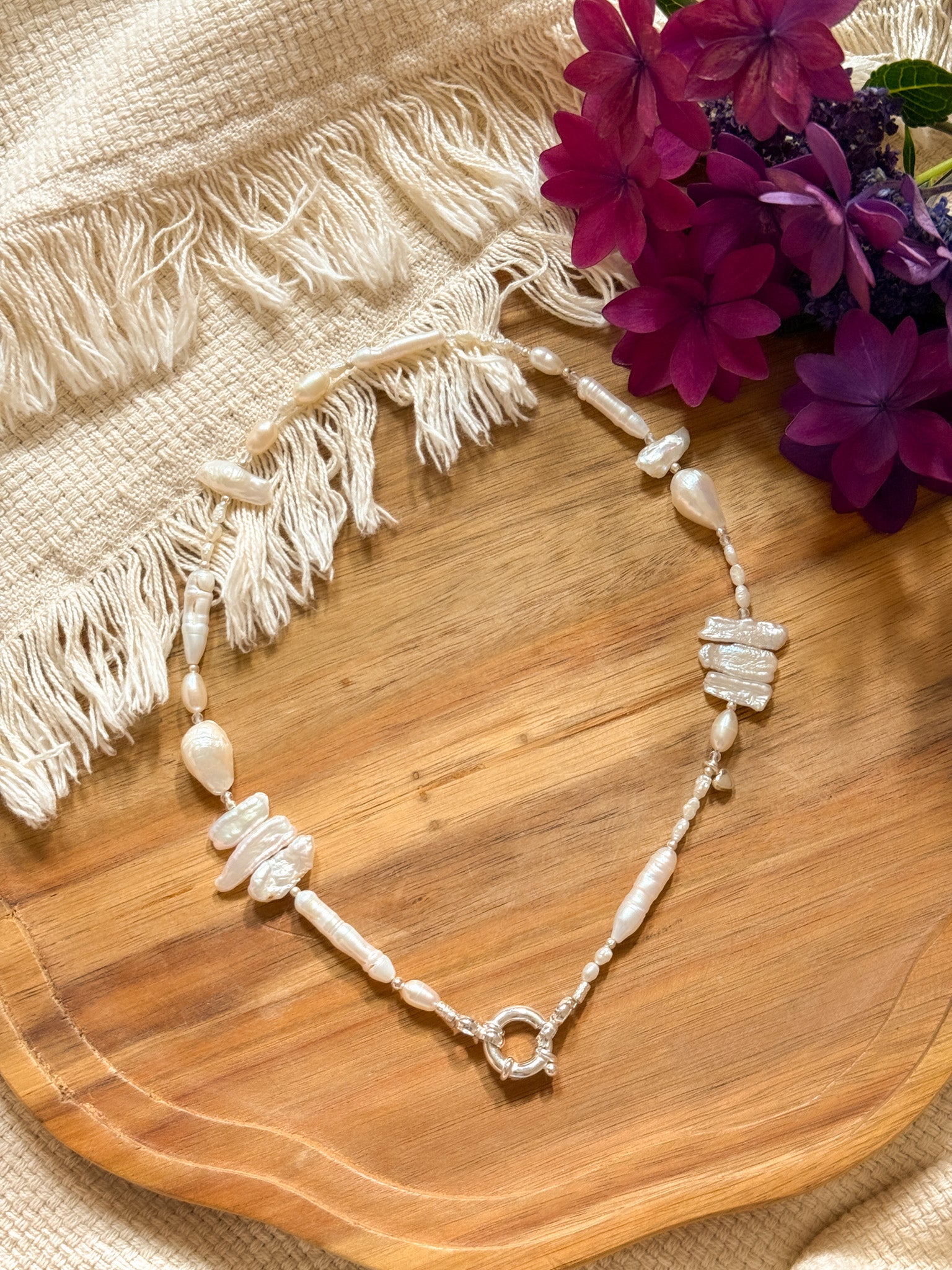 Necklace - Pearl and Karen silver
