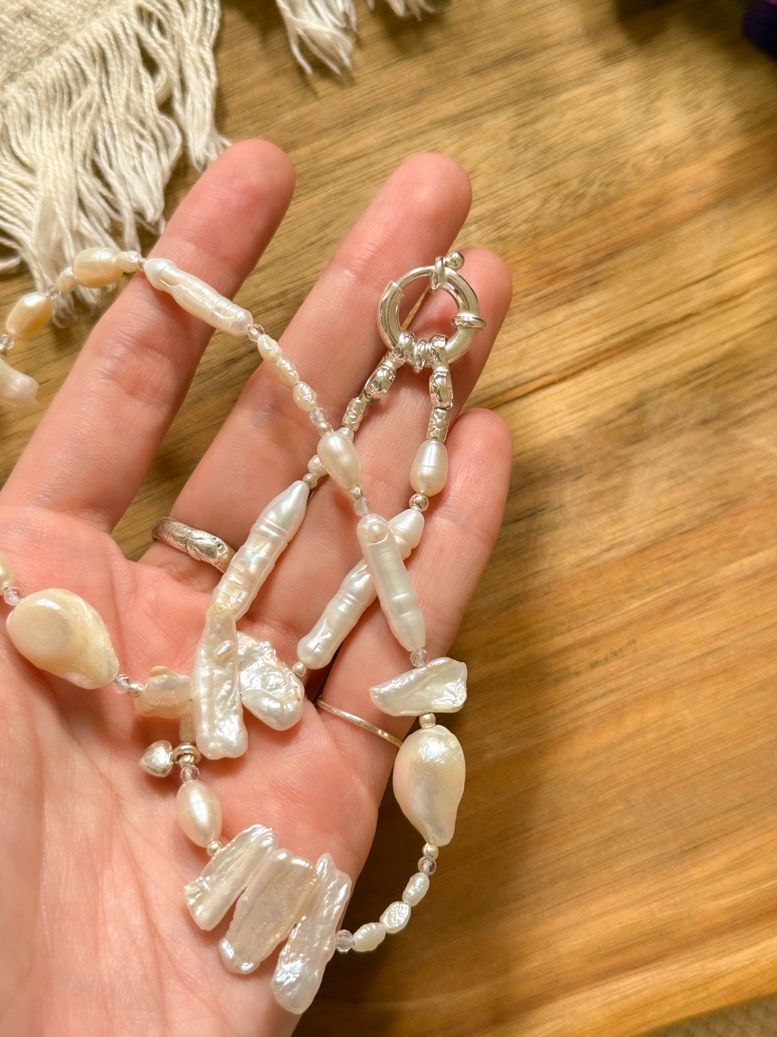 Necklace - Pearl and Karen silver