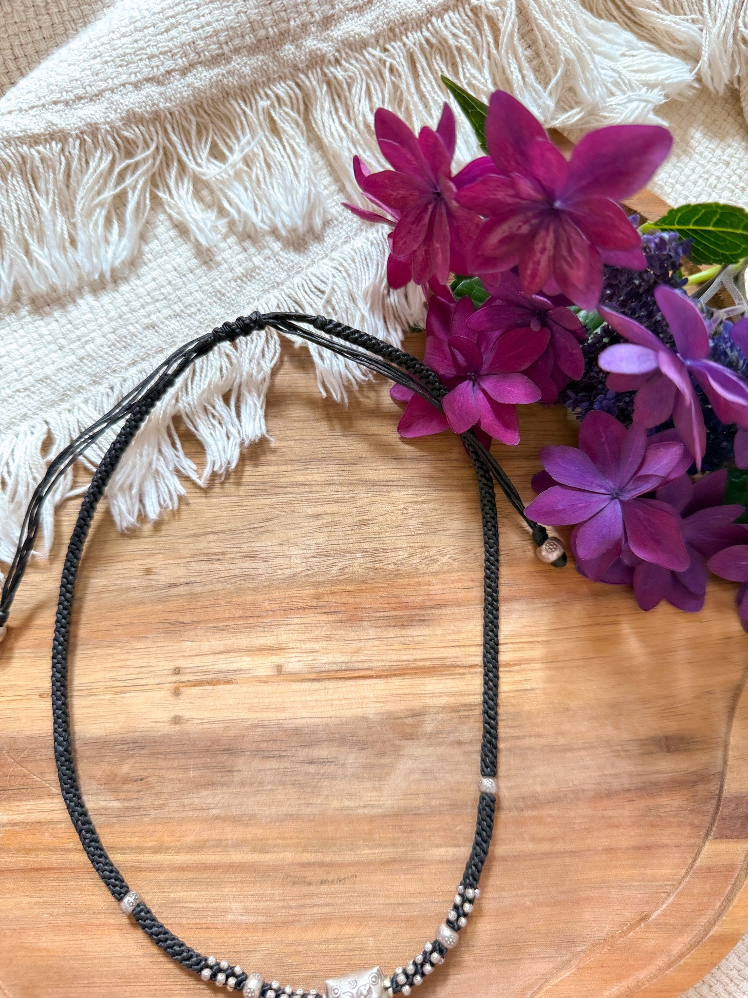 Karen Silver Macrame Necklace - Black 【Imported】
