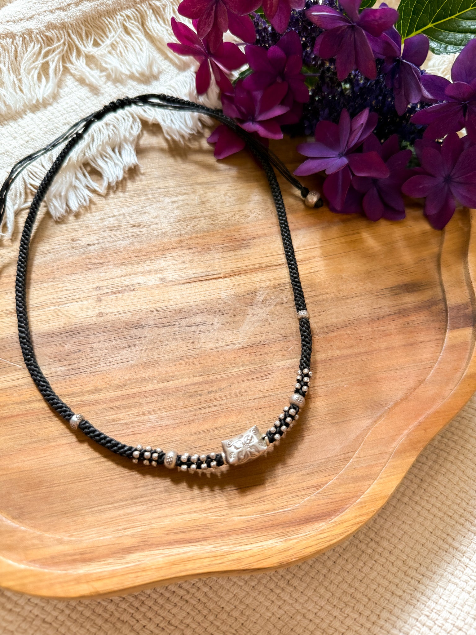 Karen Silver Macrame Necklace - Black 【Imported】