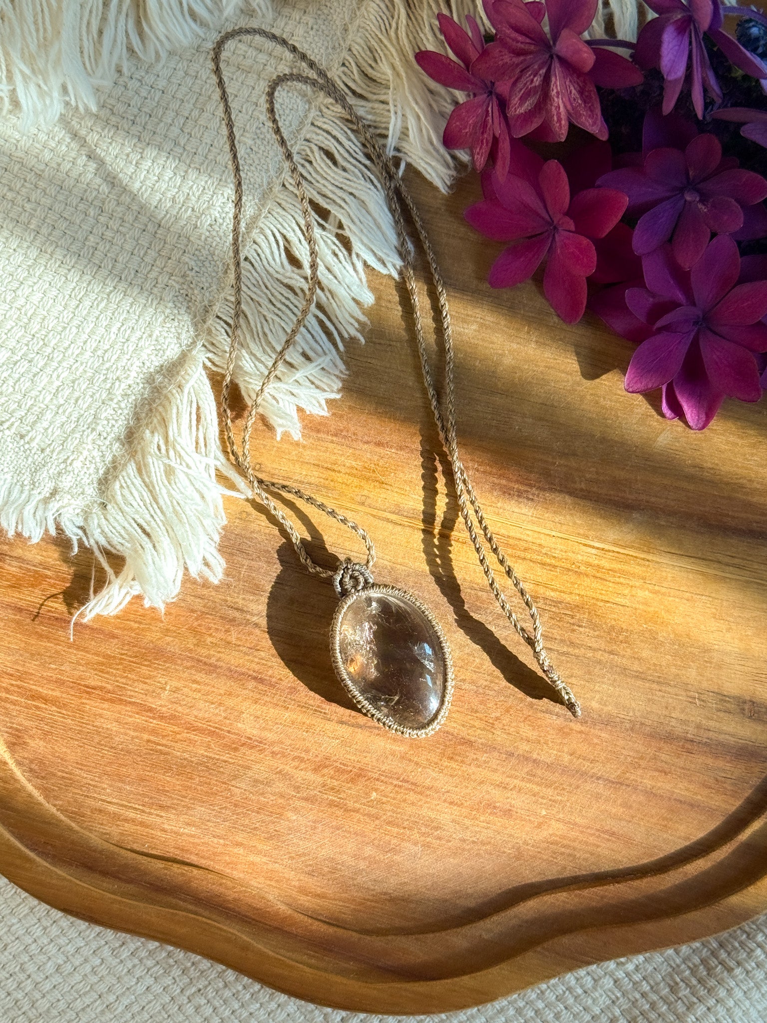 Macrame Necklace - Iris Quartz with Smoky Quartz 【Imported