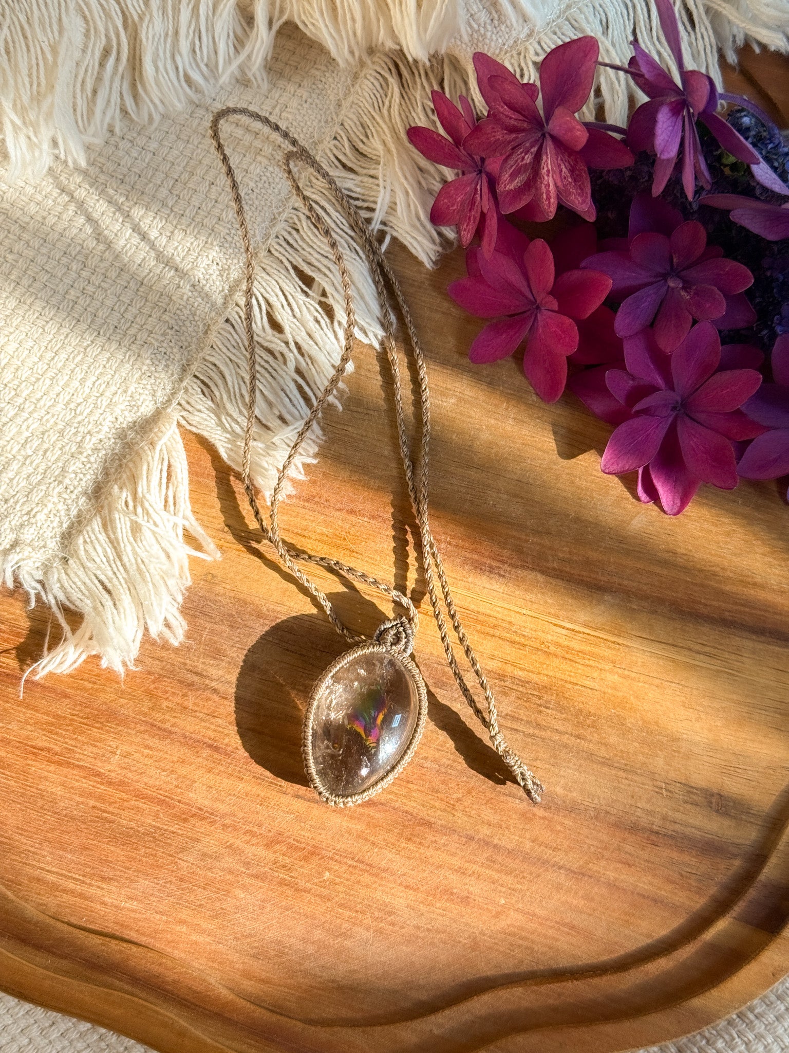 Macrame Necklace - Iris Quartz with Smoky Quartz 【Imported】