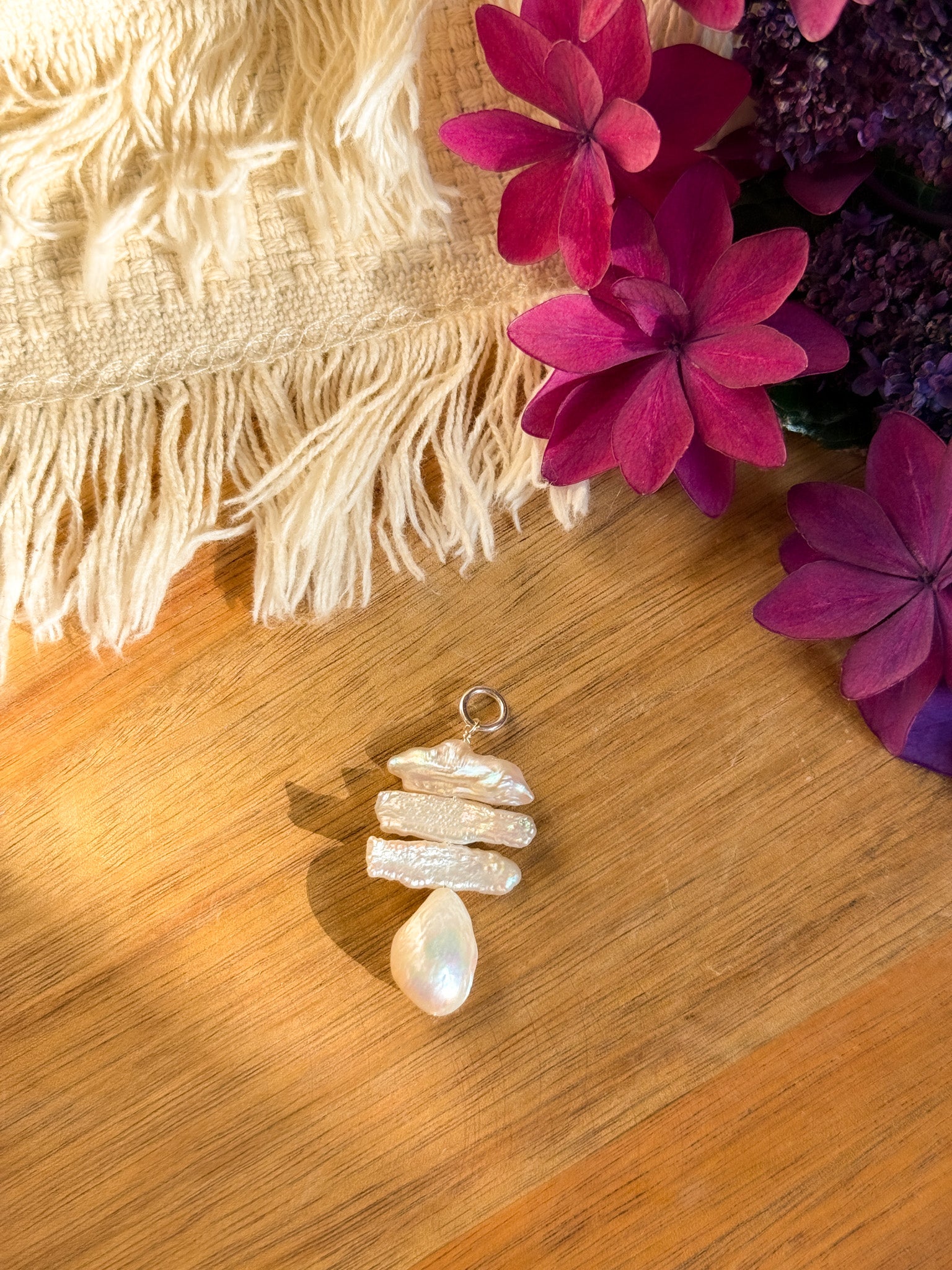 Pearl Pendant top