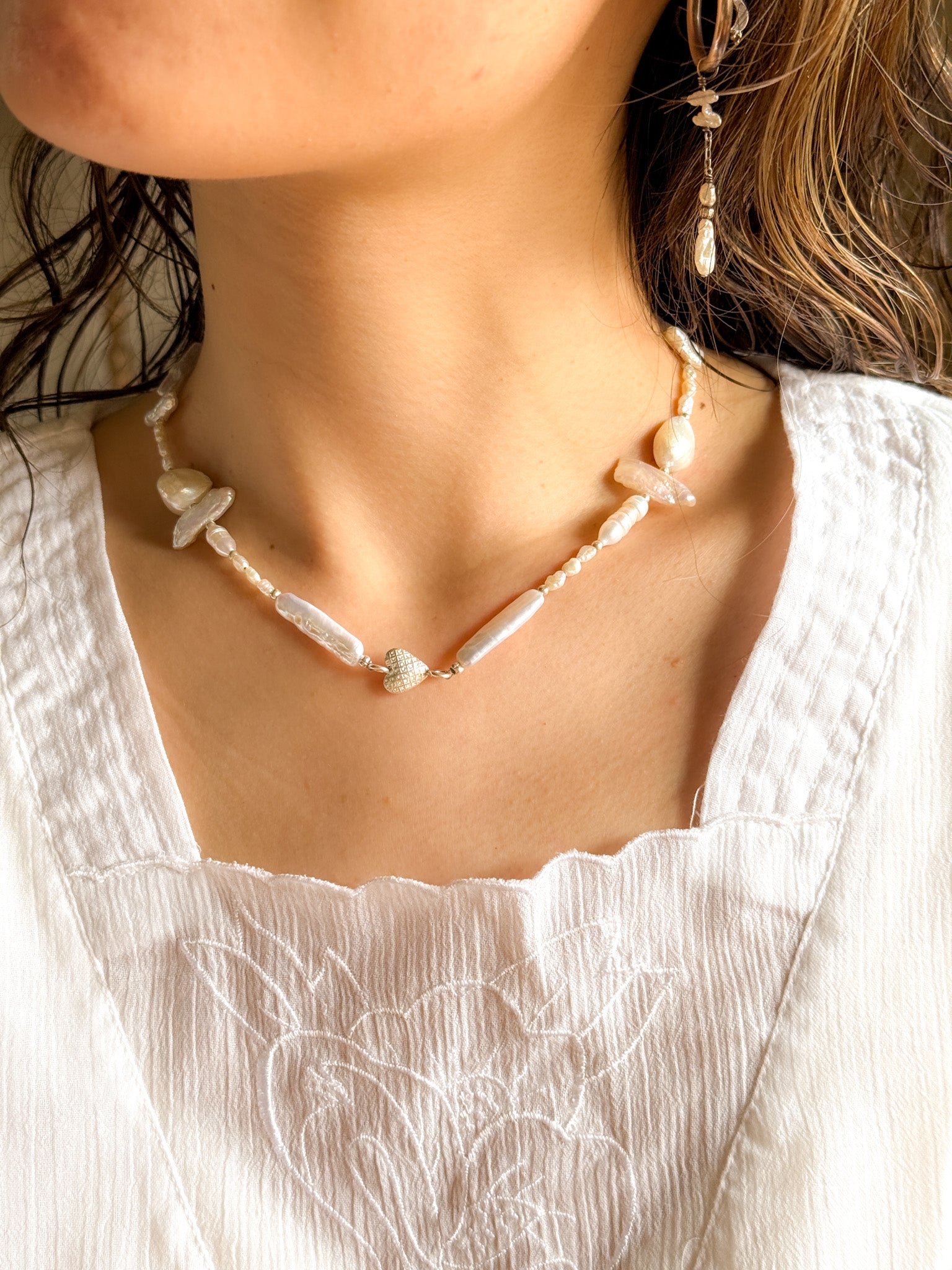 Necklace - Pearl and Karen silver