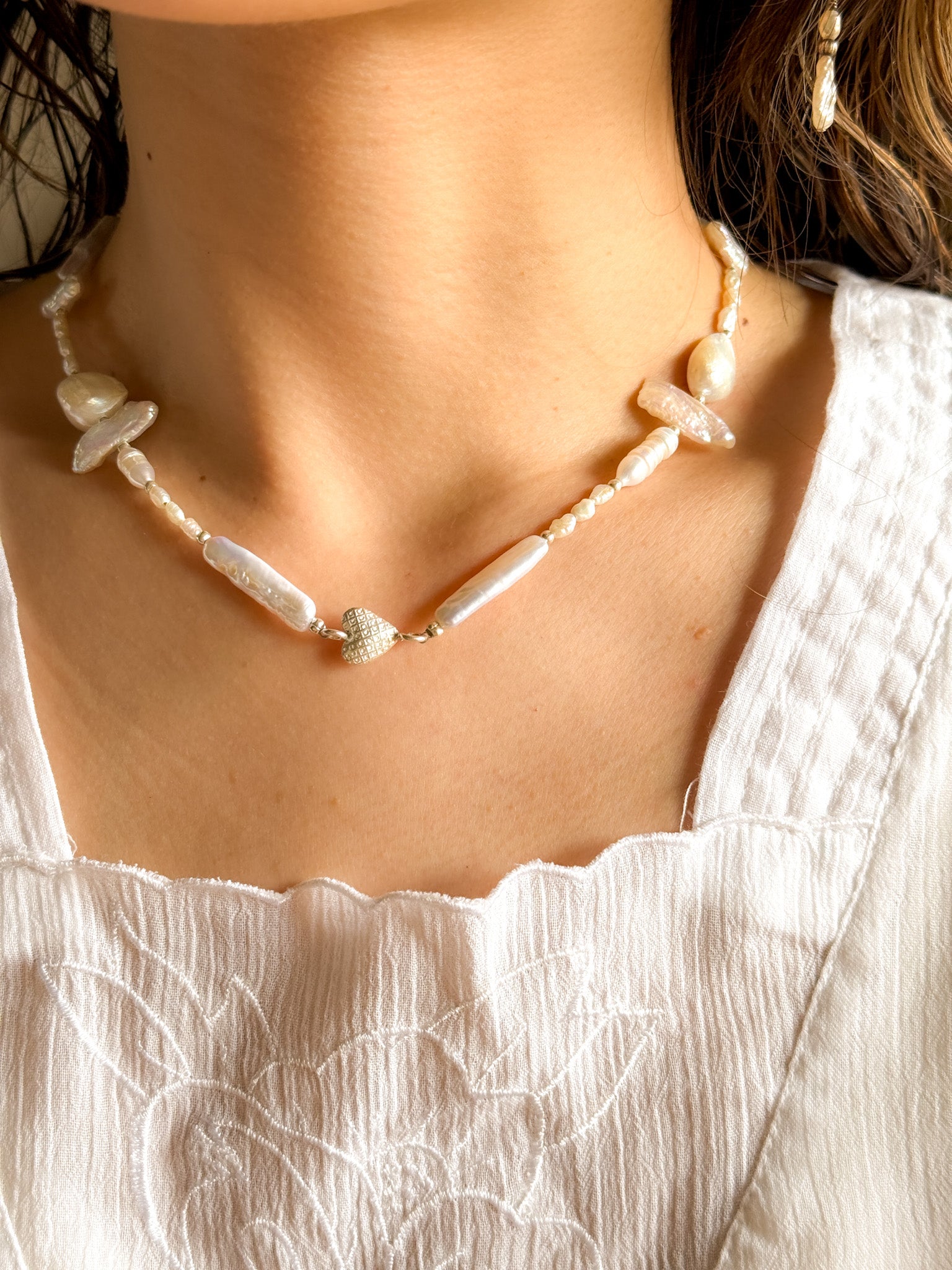 Necklace - Pearl and Karen silver