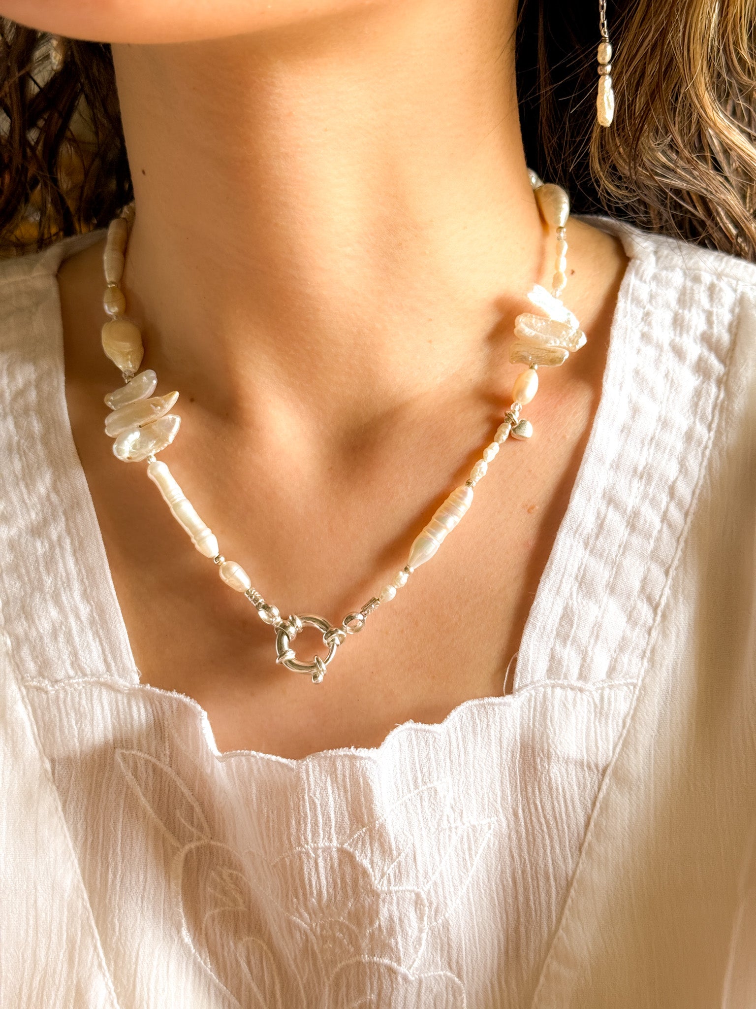 Necklace - Pearl and Karen silver