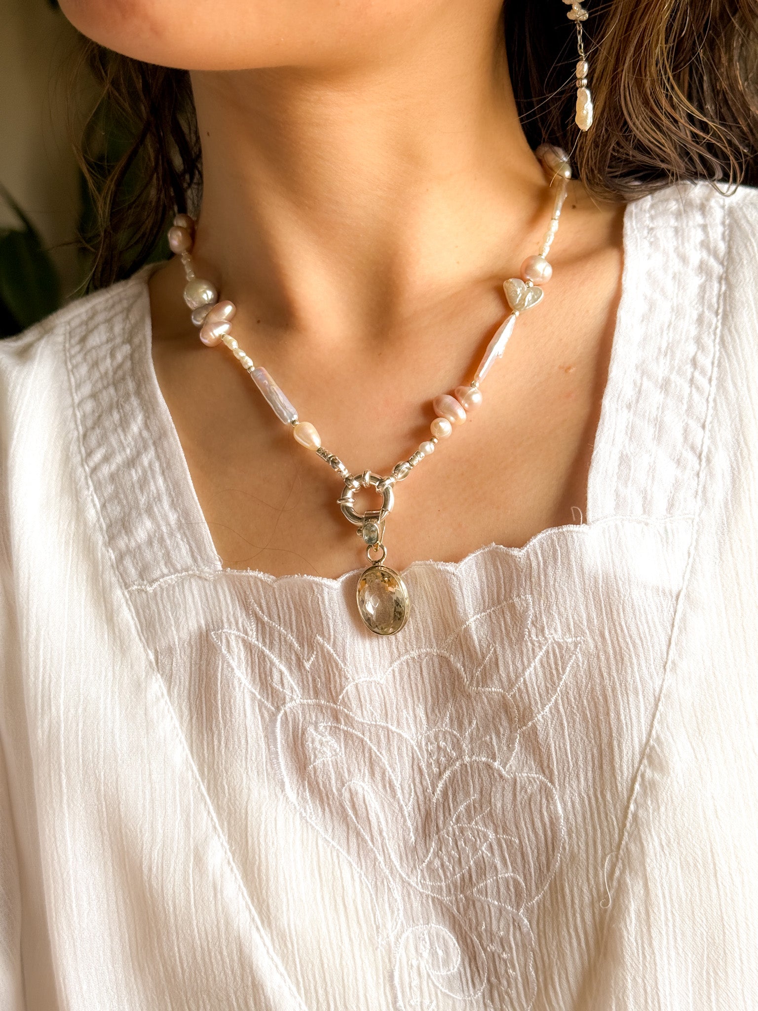 Necklace - Pearl and Karen silver /pink