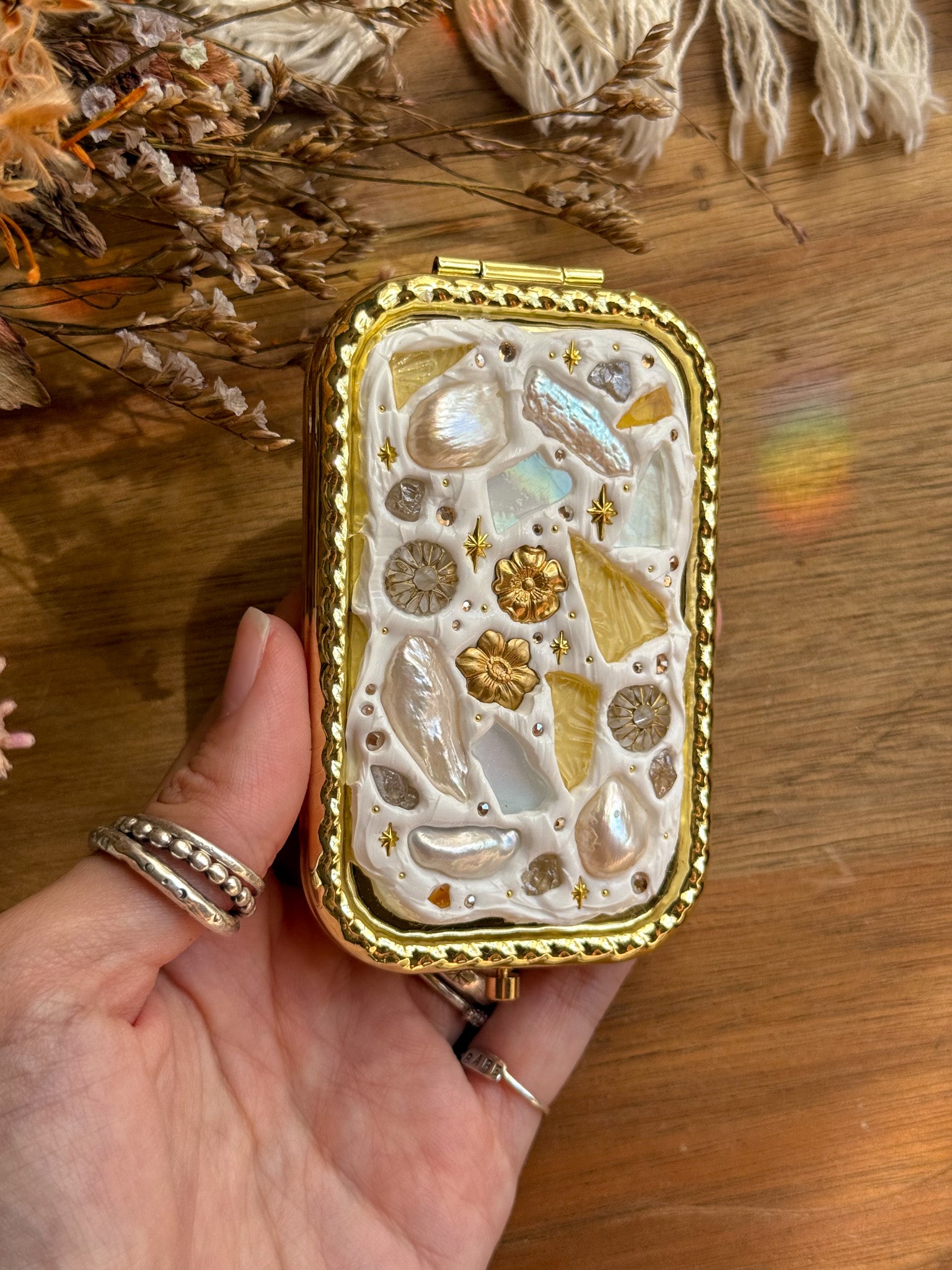 Upcycle glass mirror - Gold I - Pearl