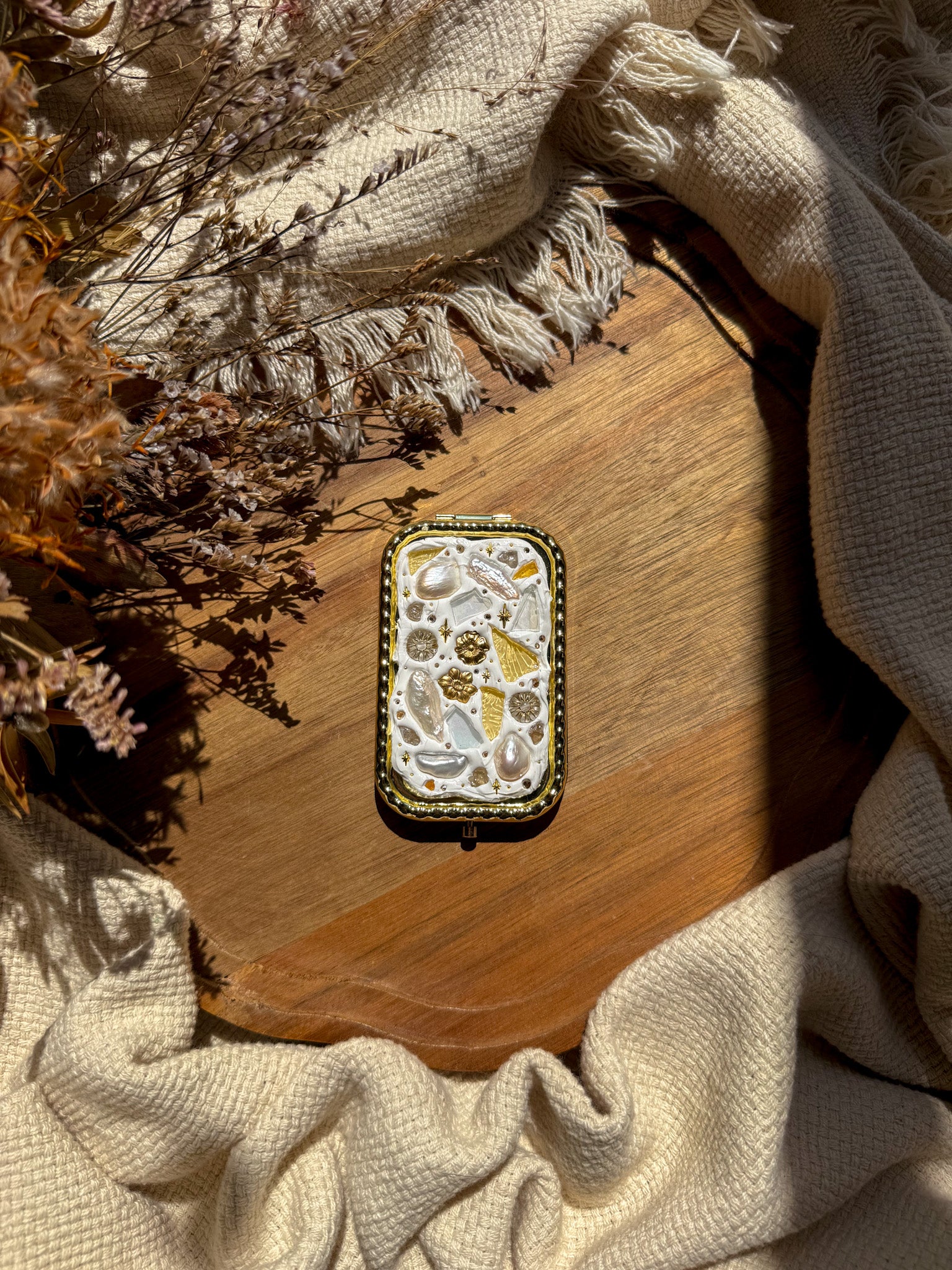 Upcycle glass mirror - Gold I - Pearl