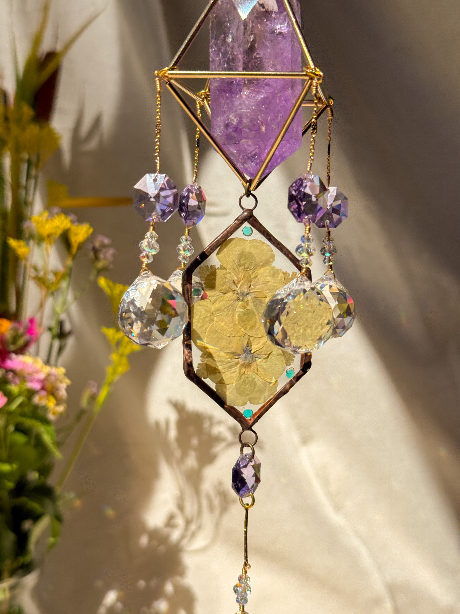 Picnic - Amethyst with Viola