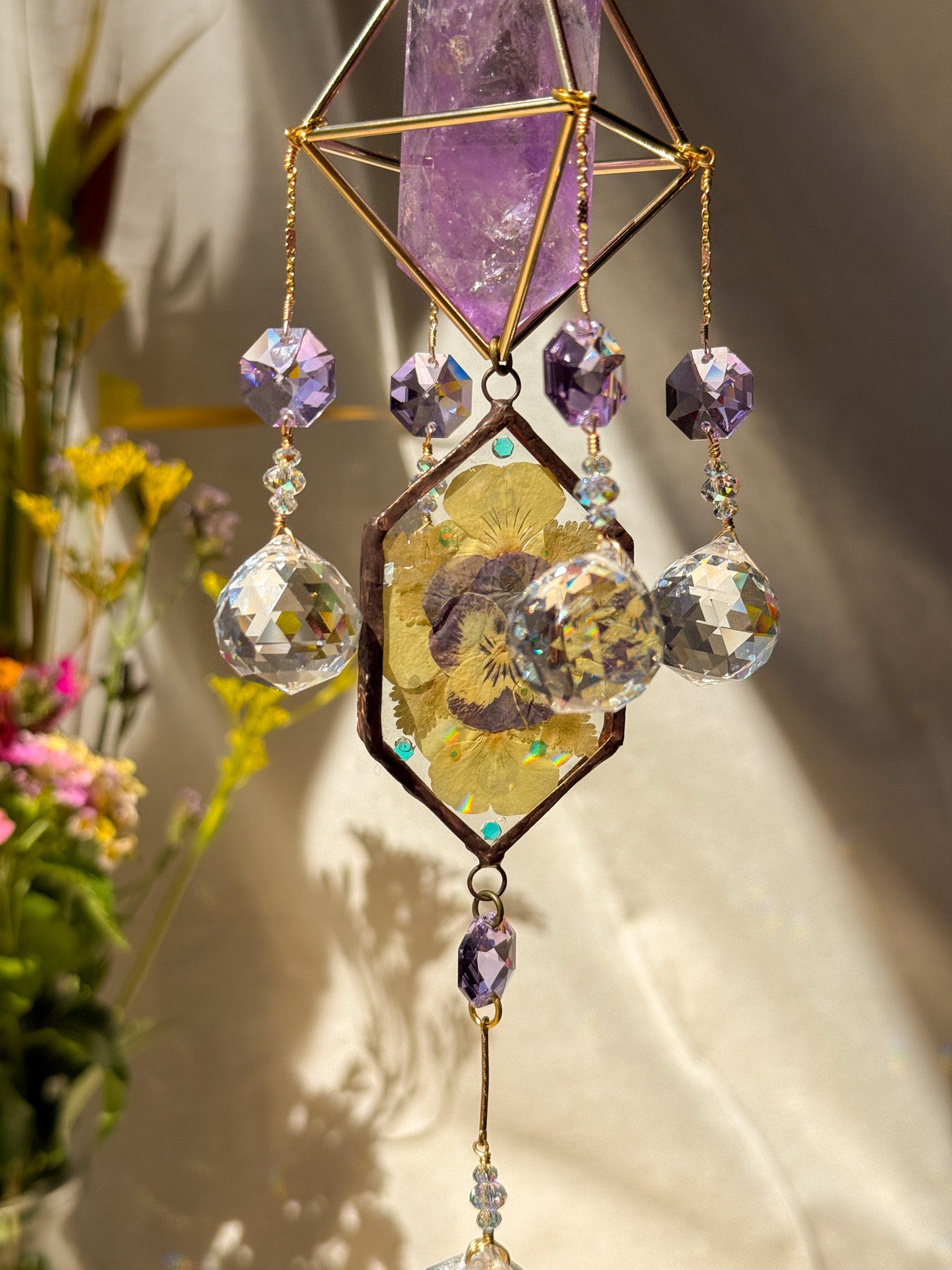 Picnic - Amethyst with Viola