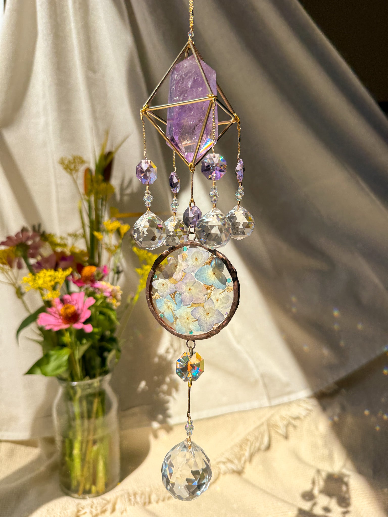 Picnic - Amethyst with hydrangeas