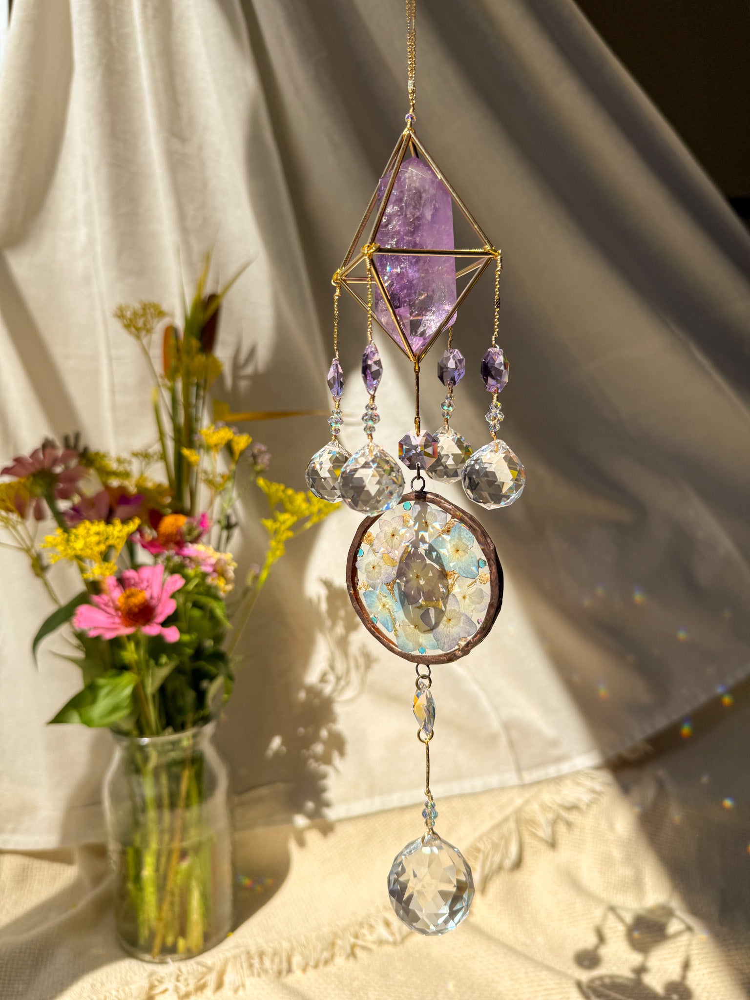 Picnic - Amethyst with hydrangeas