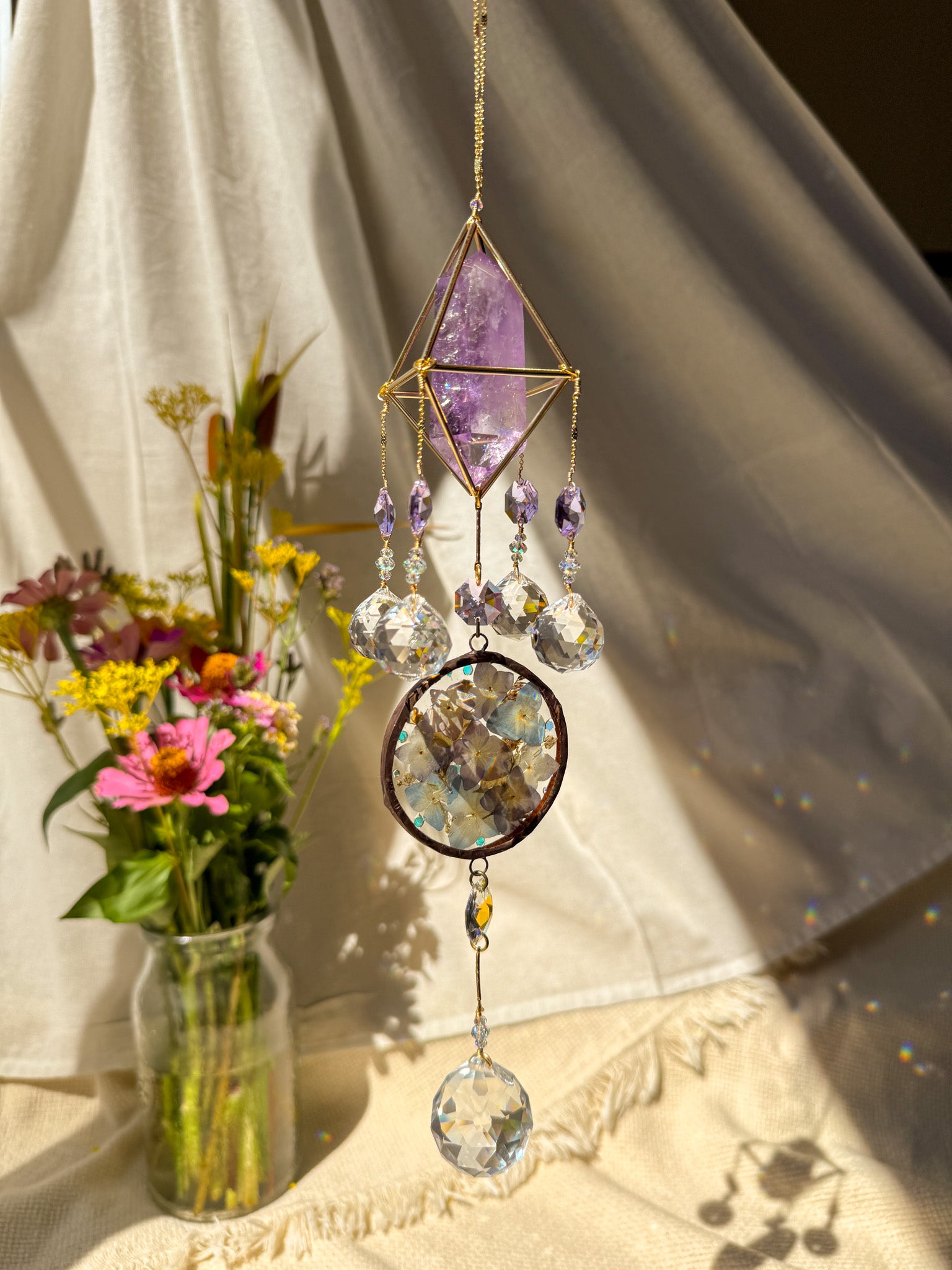 Picnic - Amethyst with hydrangeas