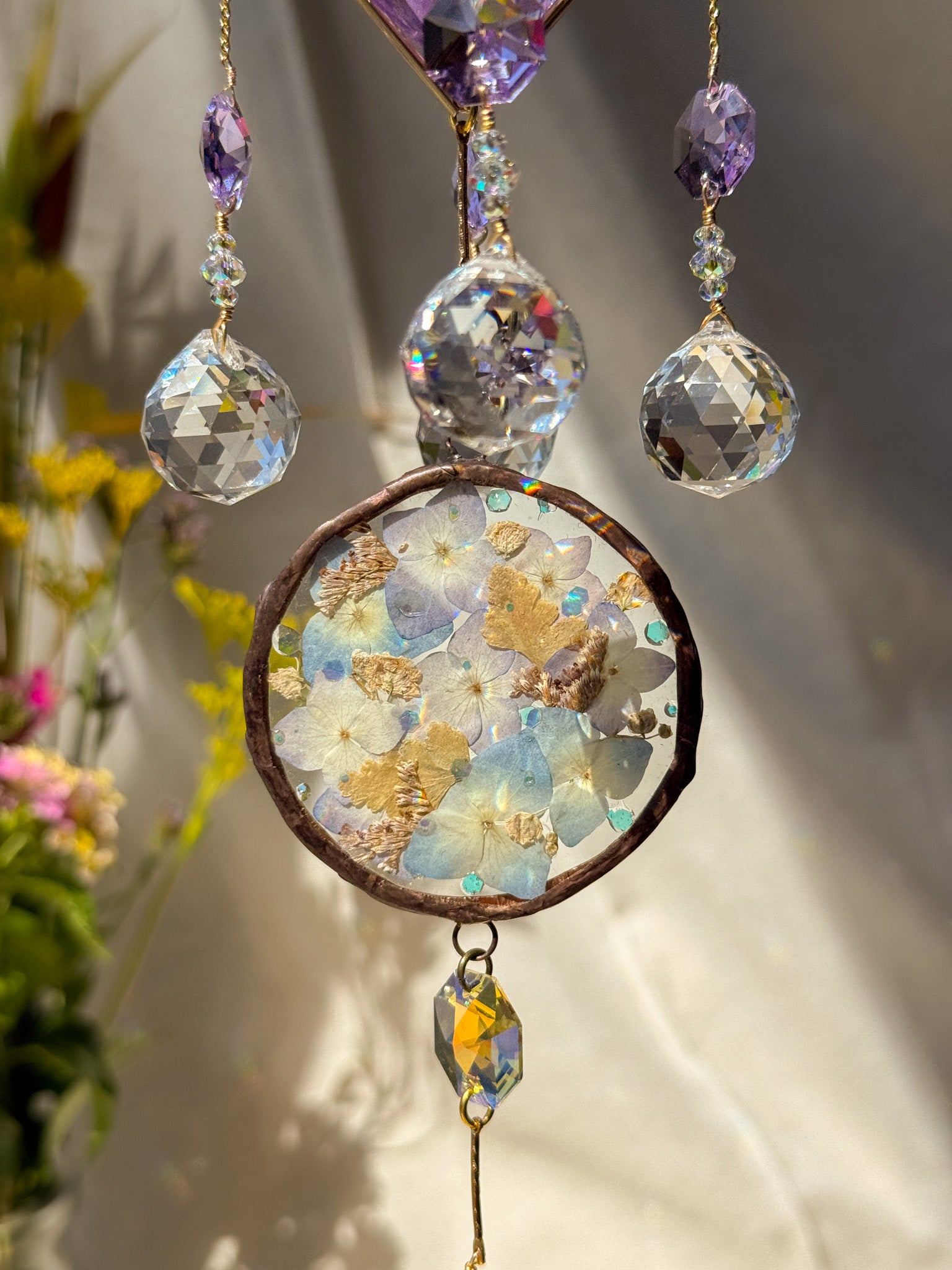 Picnic - Amethyst with hydrangeas