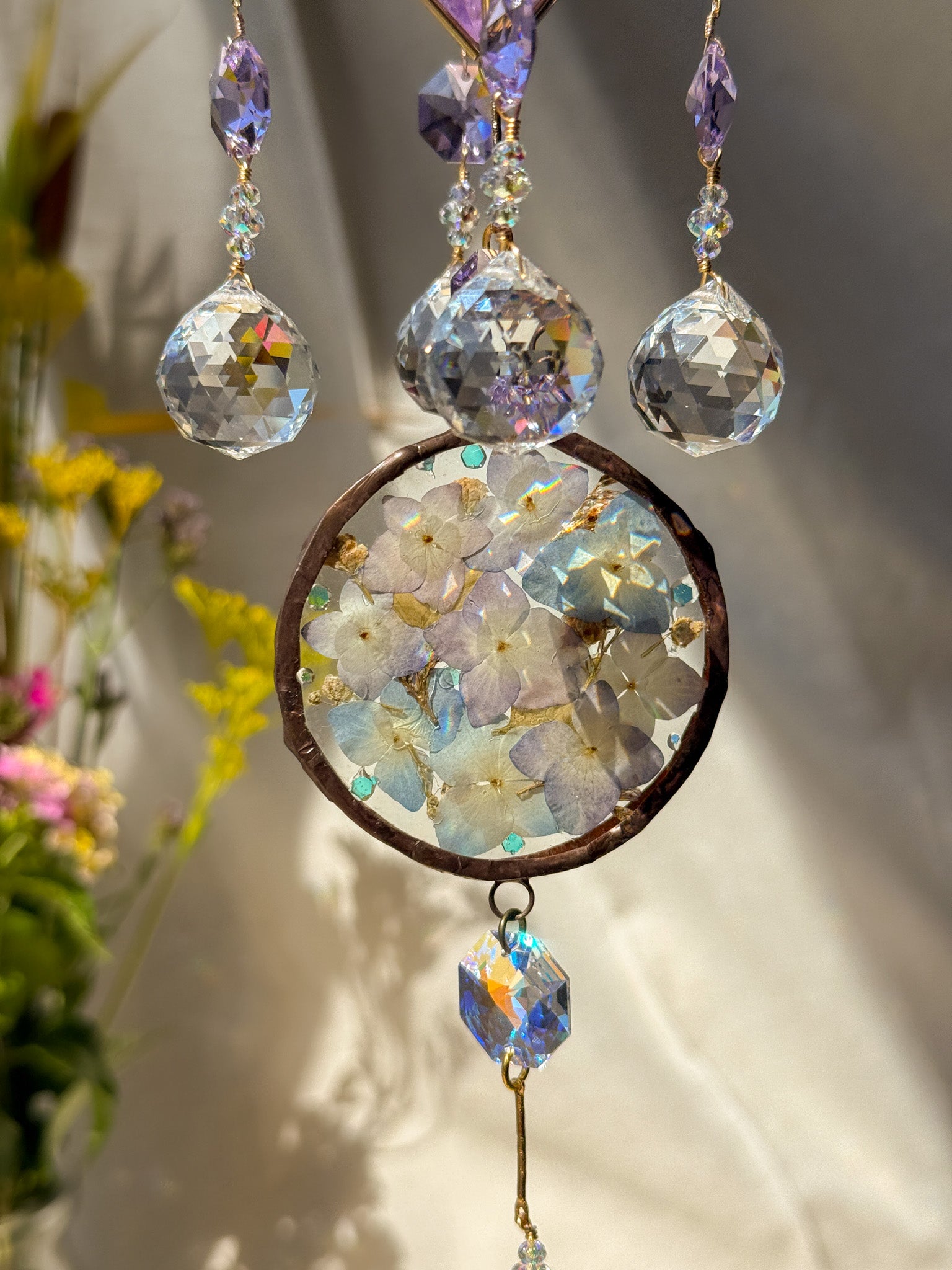 Picnic - Amethyst with hydrangeas