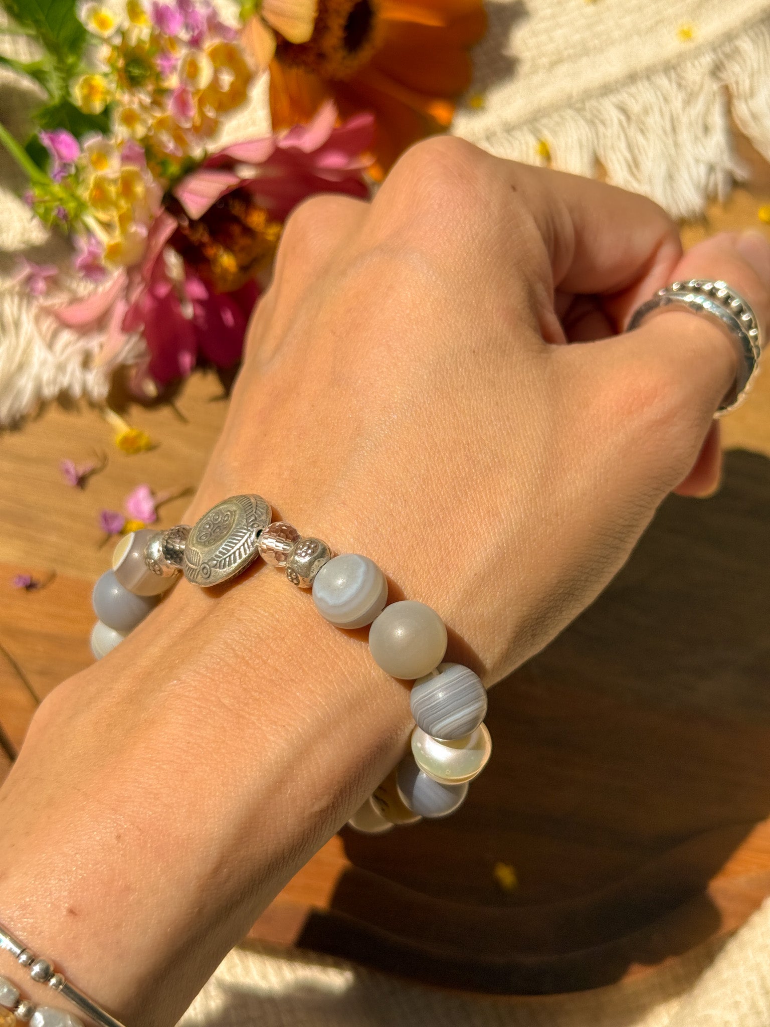 Agate, Pearl, Clear quartz and Karen Silver Bracelet