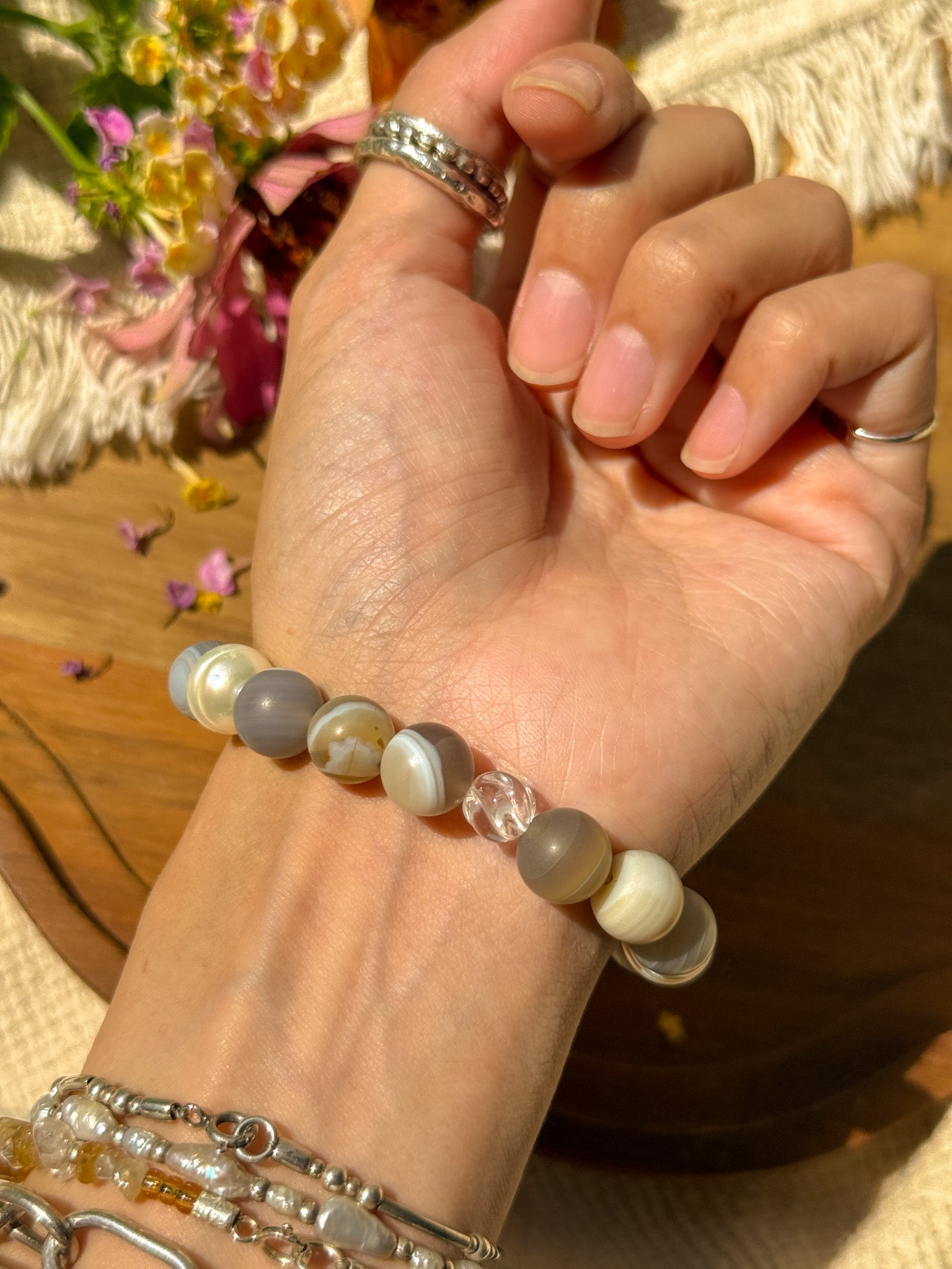 Agate, Pearl, Clear quartz and Karen Silver Bracelet
