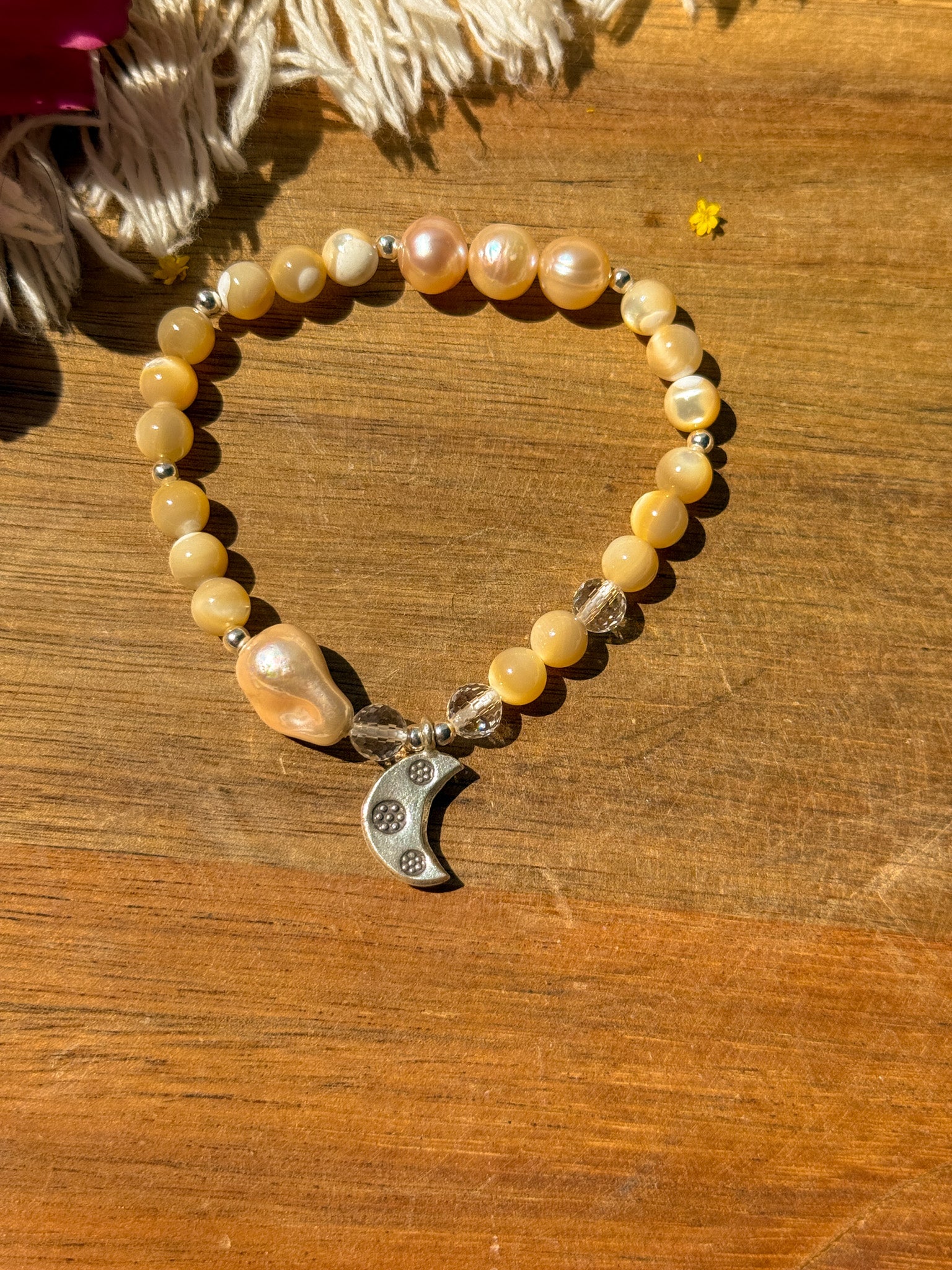 Shell, Pearl, Clear quartz and Karen Silver Bracelet