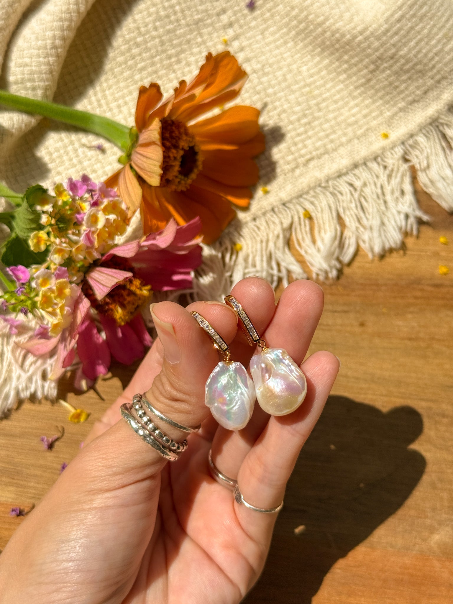 Pearl Earrings - gold ②