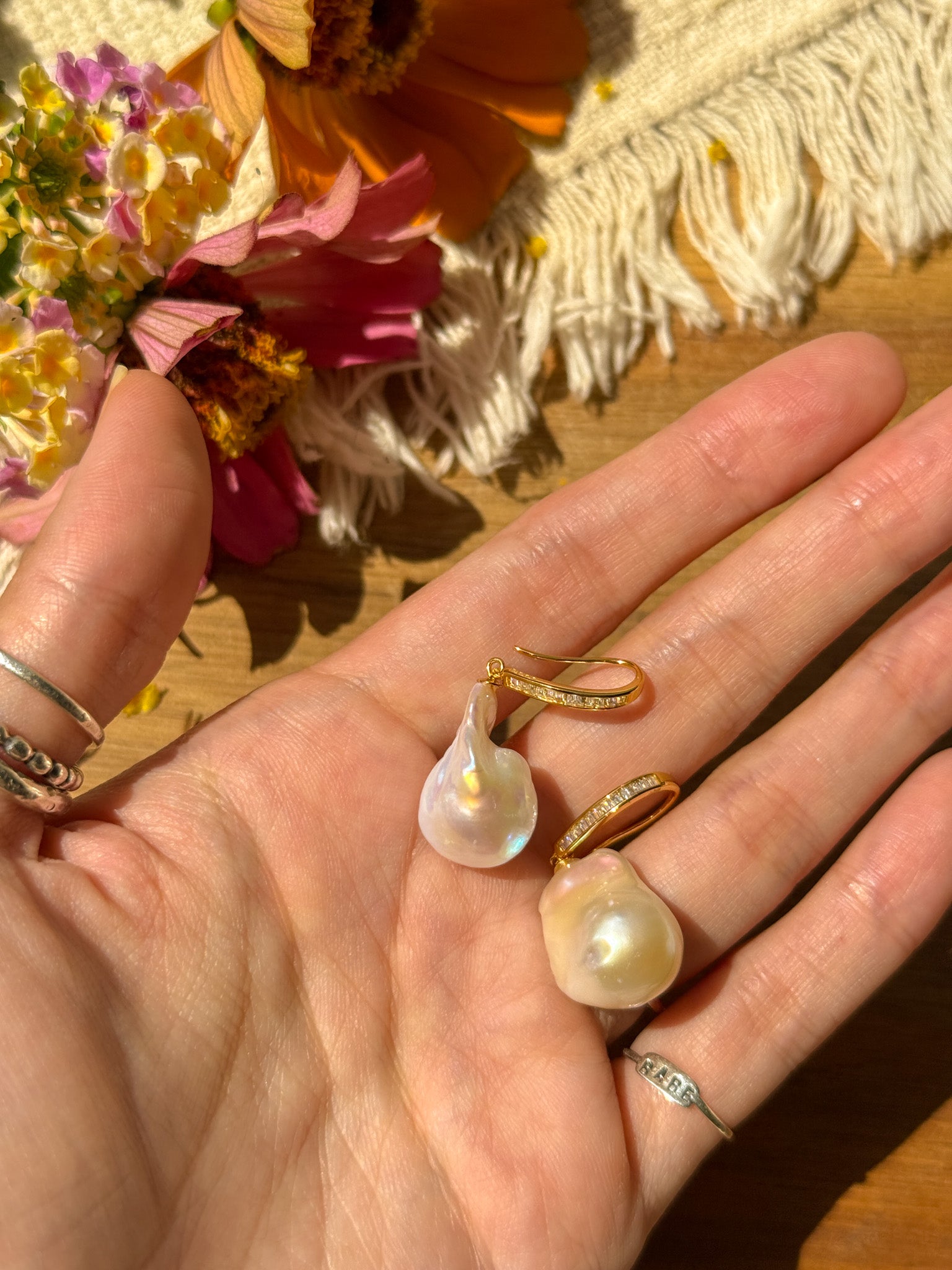 Pearl Earrings - gold ②