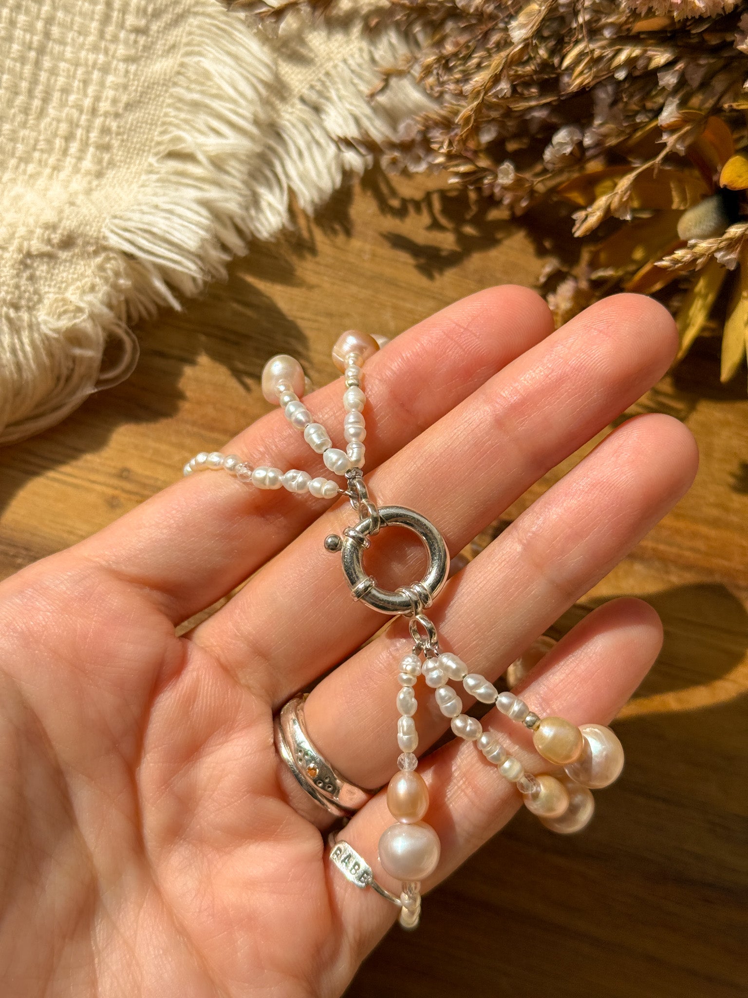 Bracelet - Pearl, Clear quartz and Karen silver - Pink