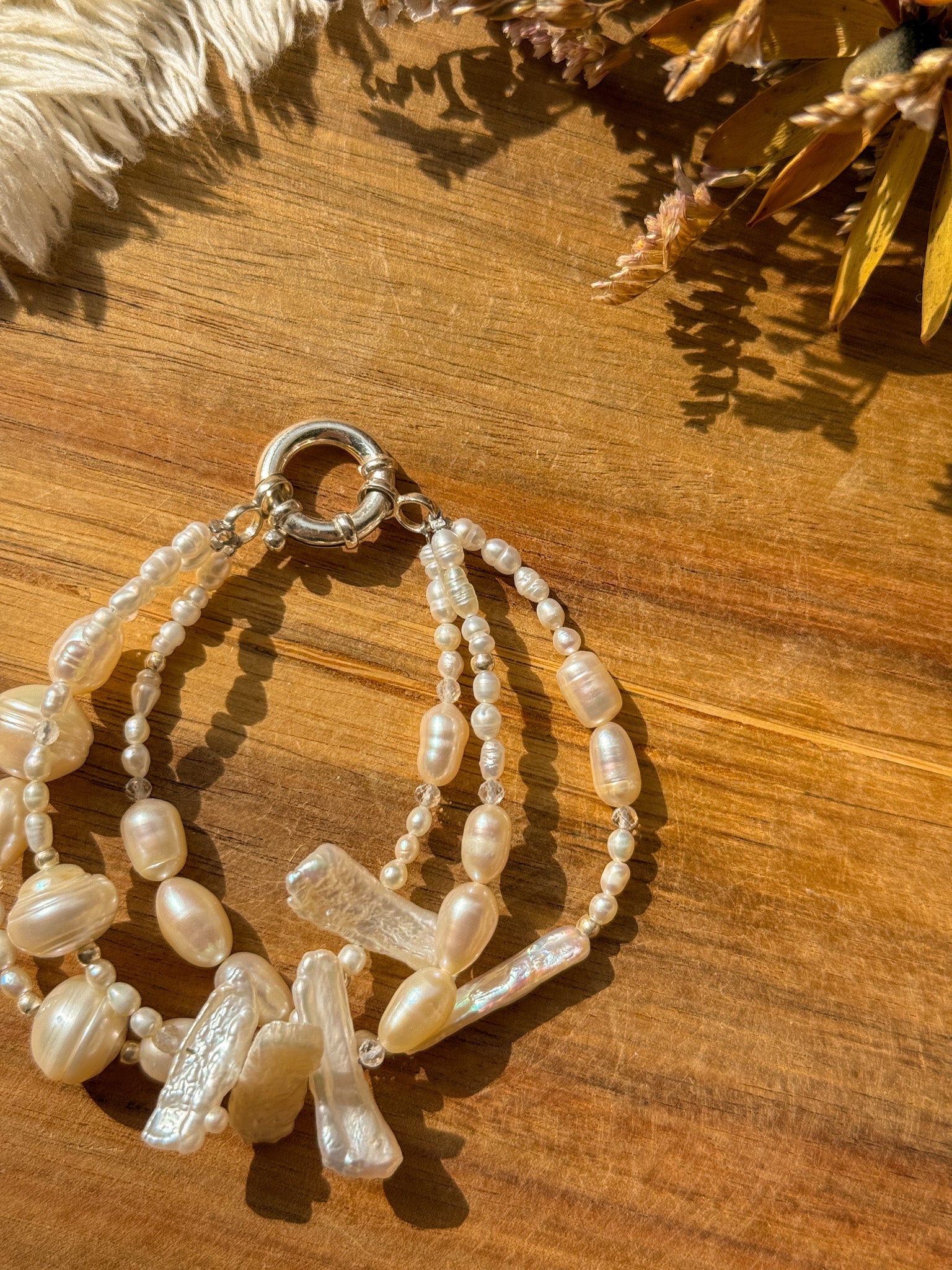 Bracelet - Pearl, Clear quartz and Karen silver - White