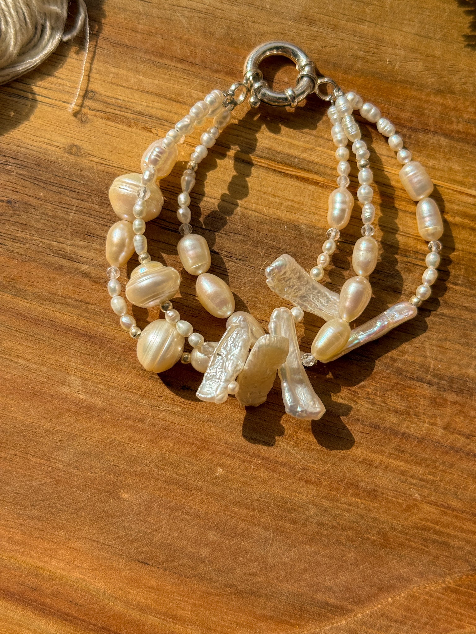 Bracelet - Pearl, Clear quartz and Karen silver - White