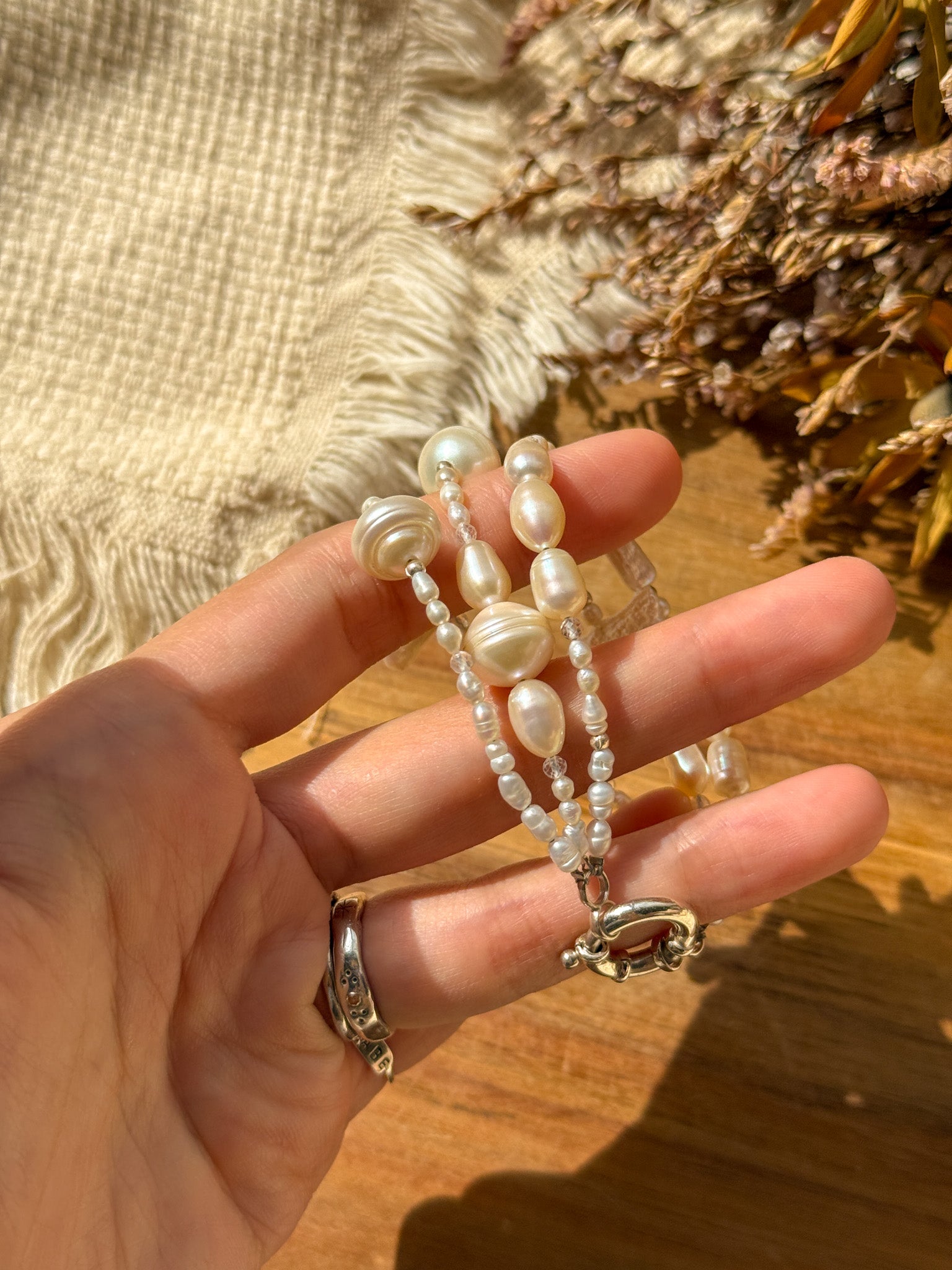 Bracelet - Pearl, Clear quartz and Karen silver - White
