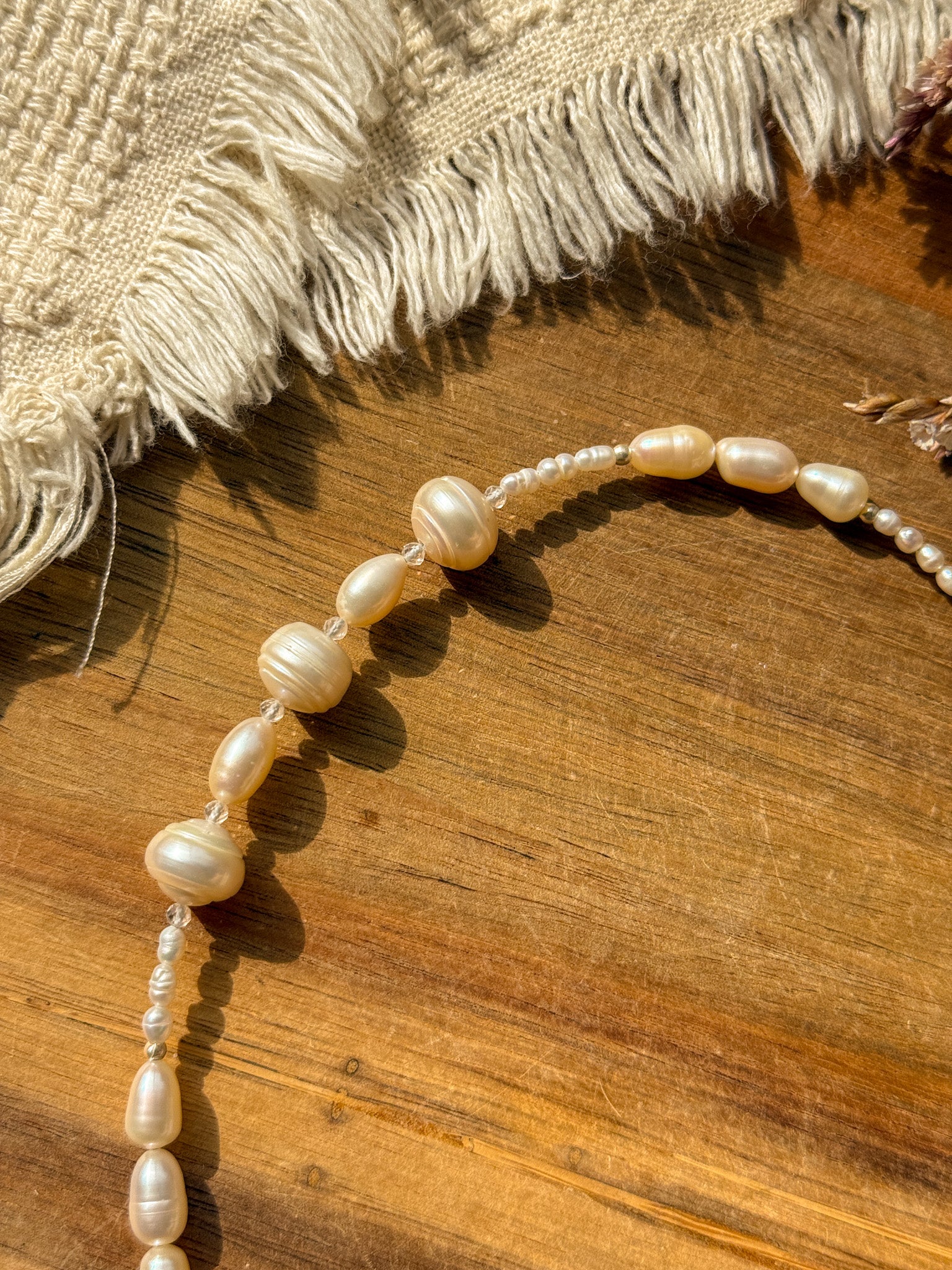 Necklace - Pearl, Clear quartz and Karen silver