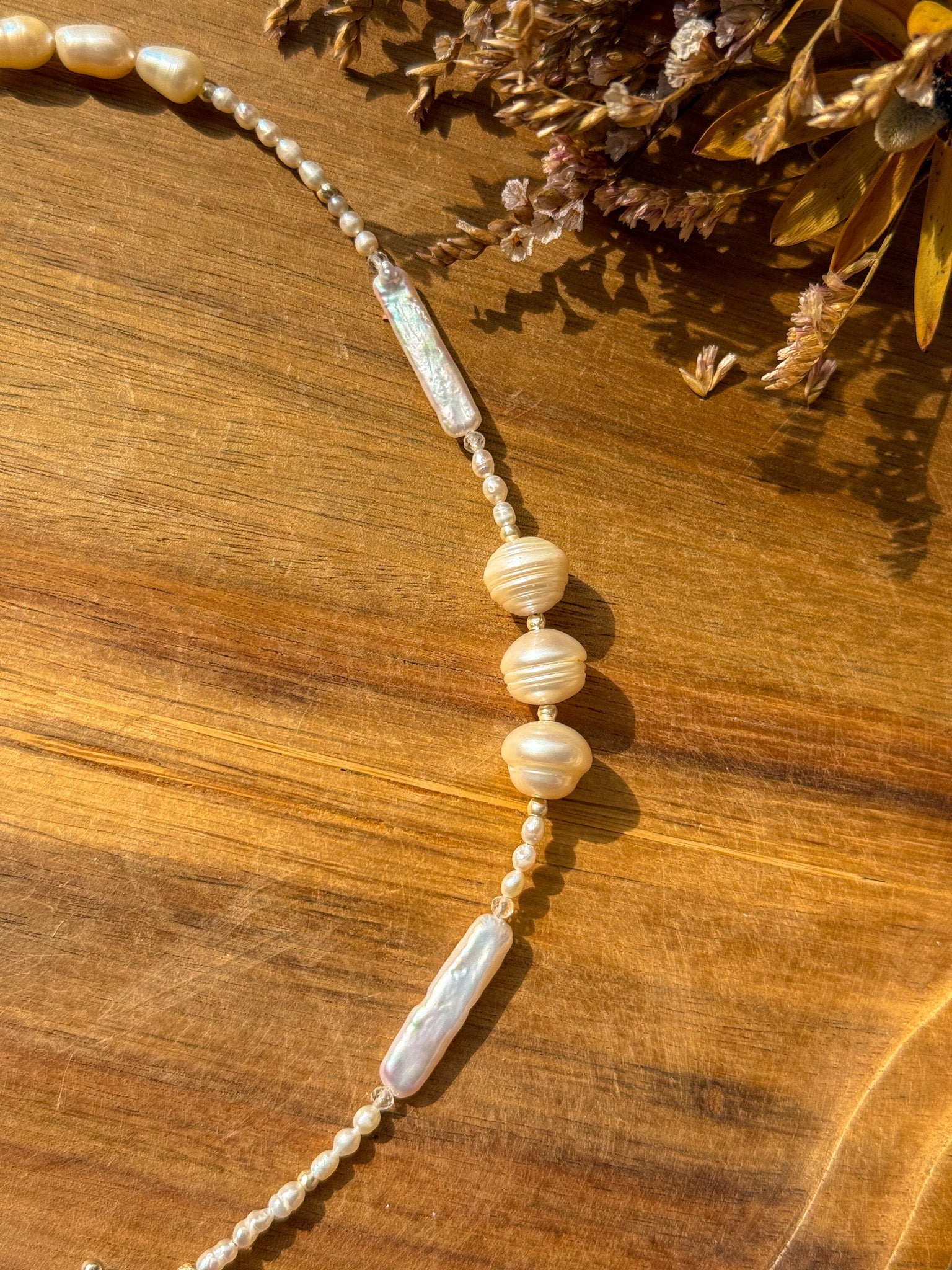 Necklace - Pearl, Clear quartz and Karen silver
