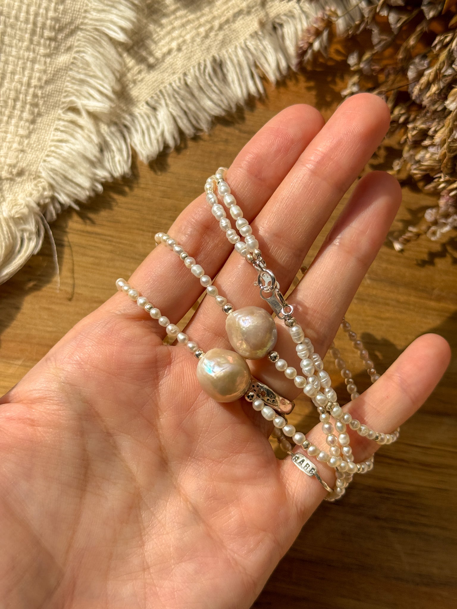 Necklace - Pearl and Karen silver