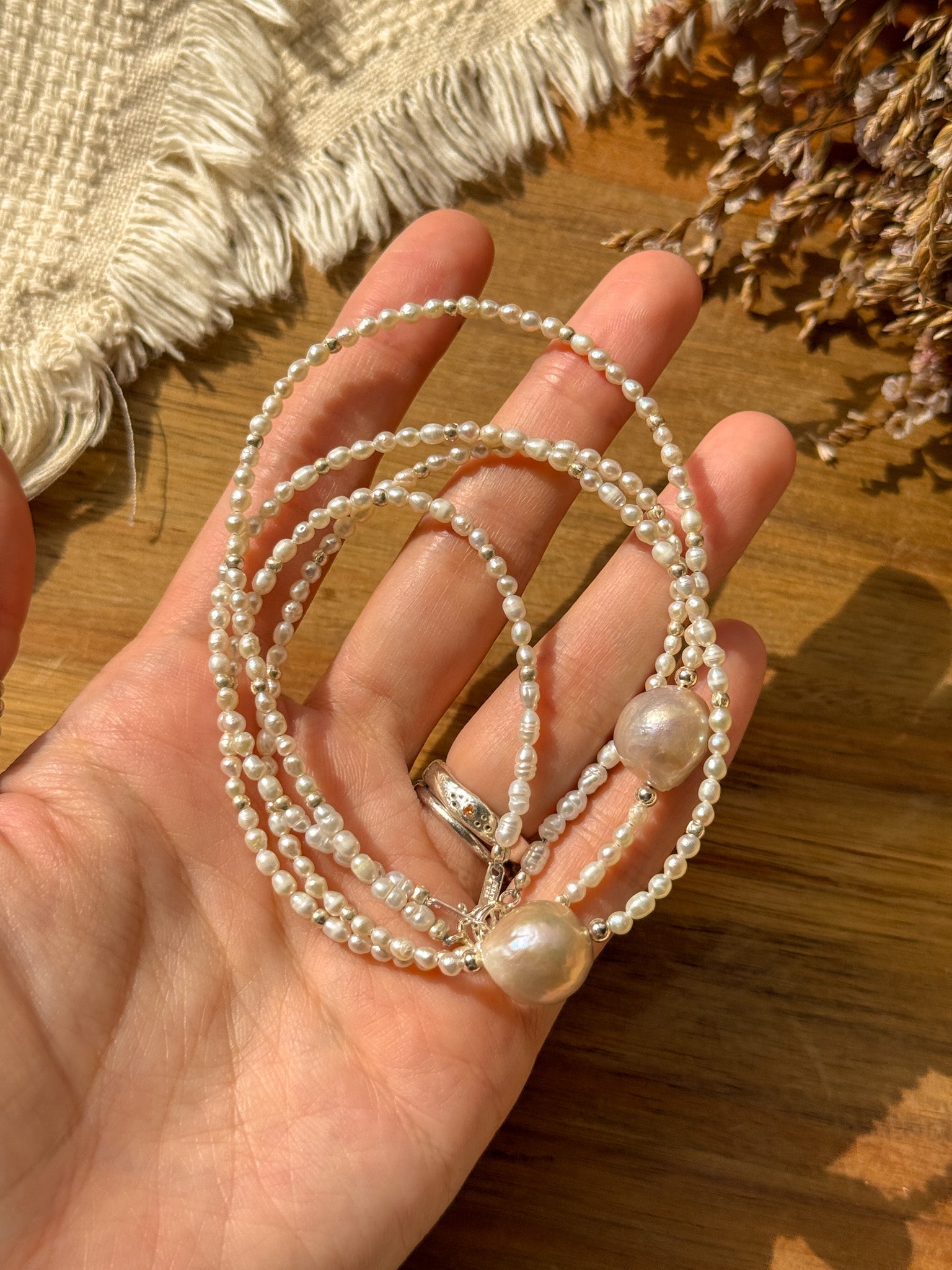 Necklace - Pearl and Karen silver