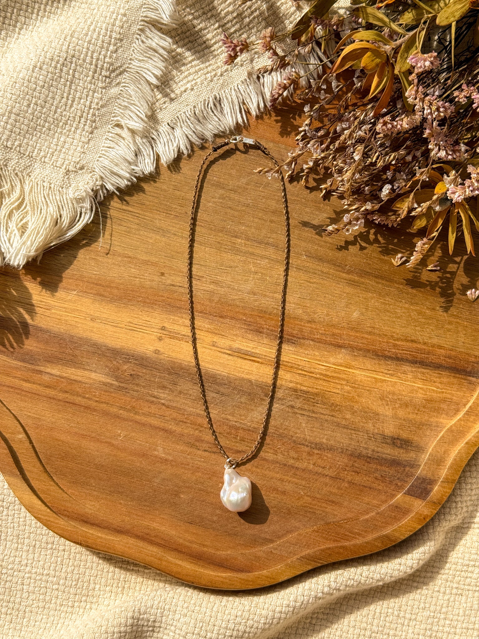 Macrame Necklace - Pearl  (Shorter)