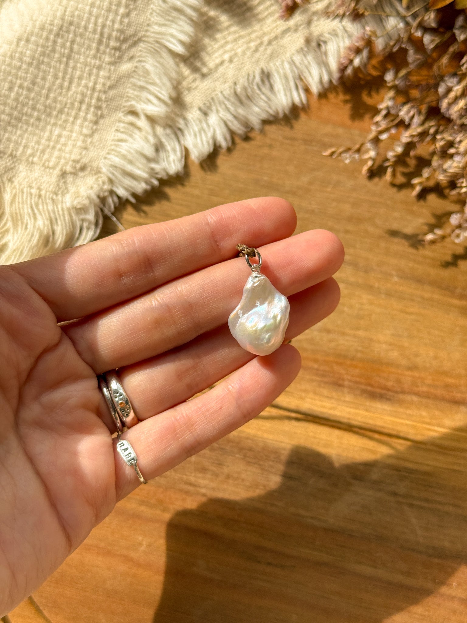 Macrame Necklace - Pearl  (Shorter)