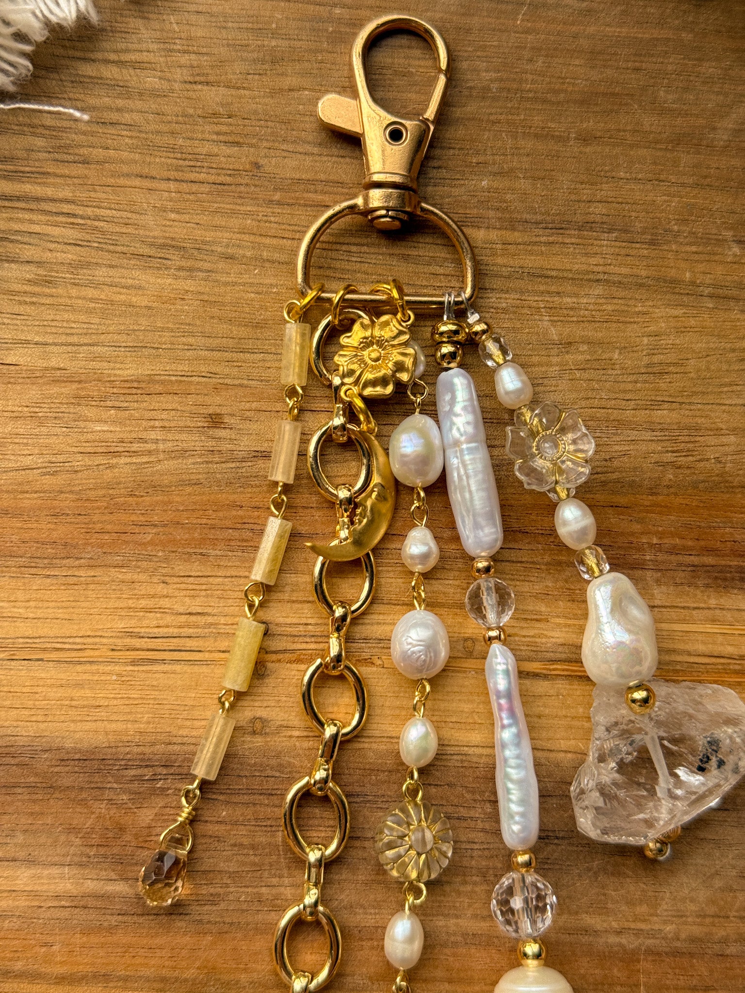Key Chain - Pearl and Clear Quartz