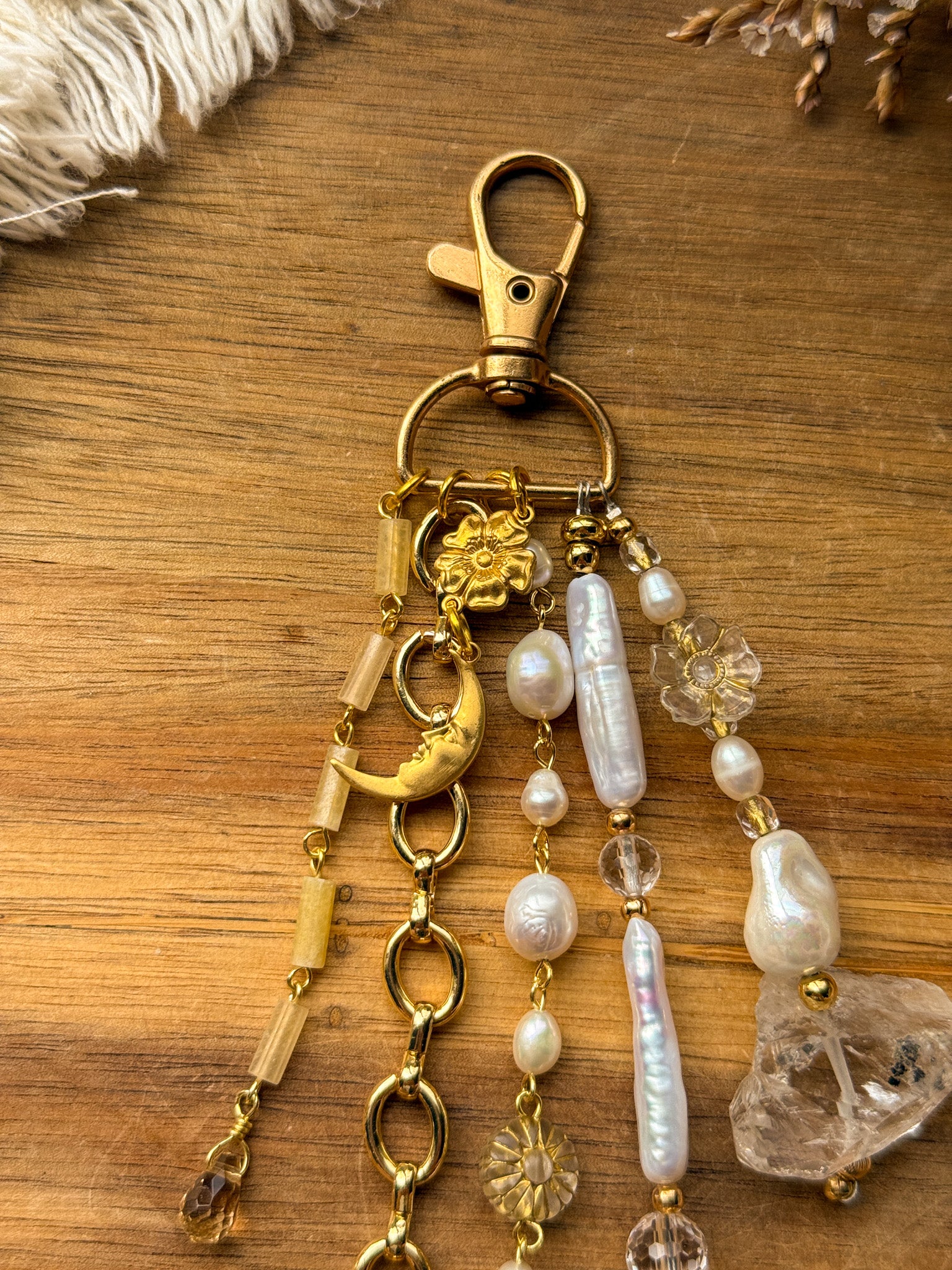 Key Chain - Pearl and Clear Quartz