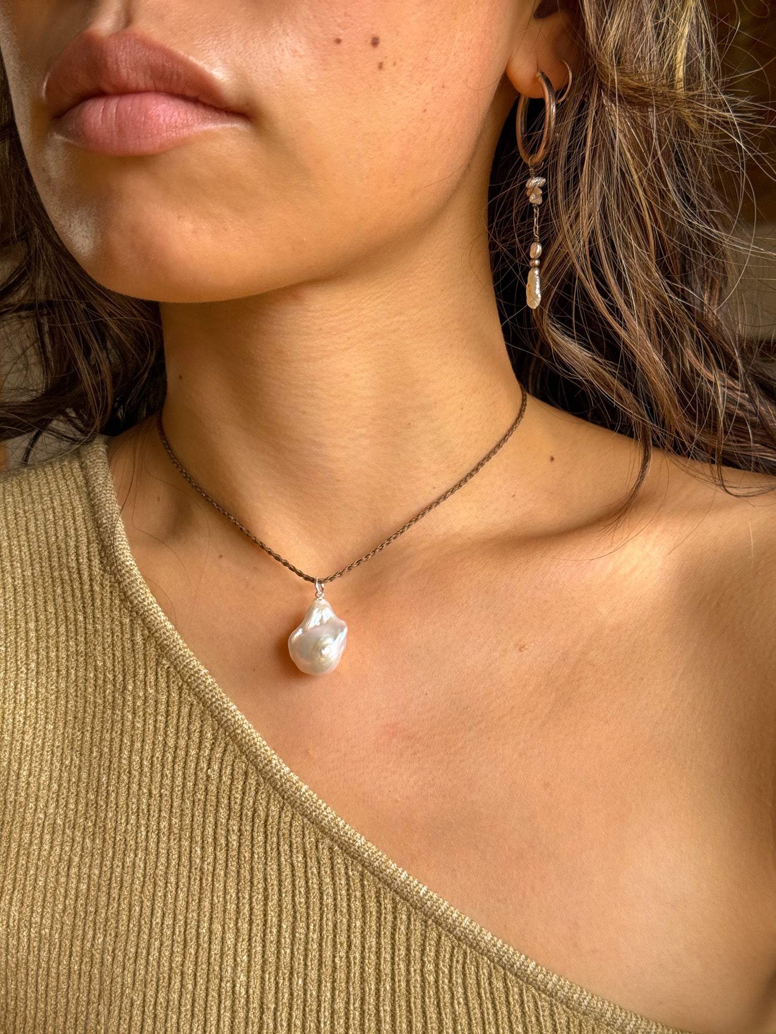 Macrame Choker - Pearl