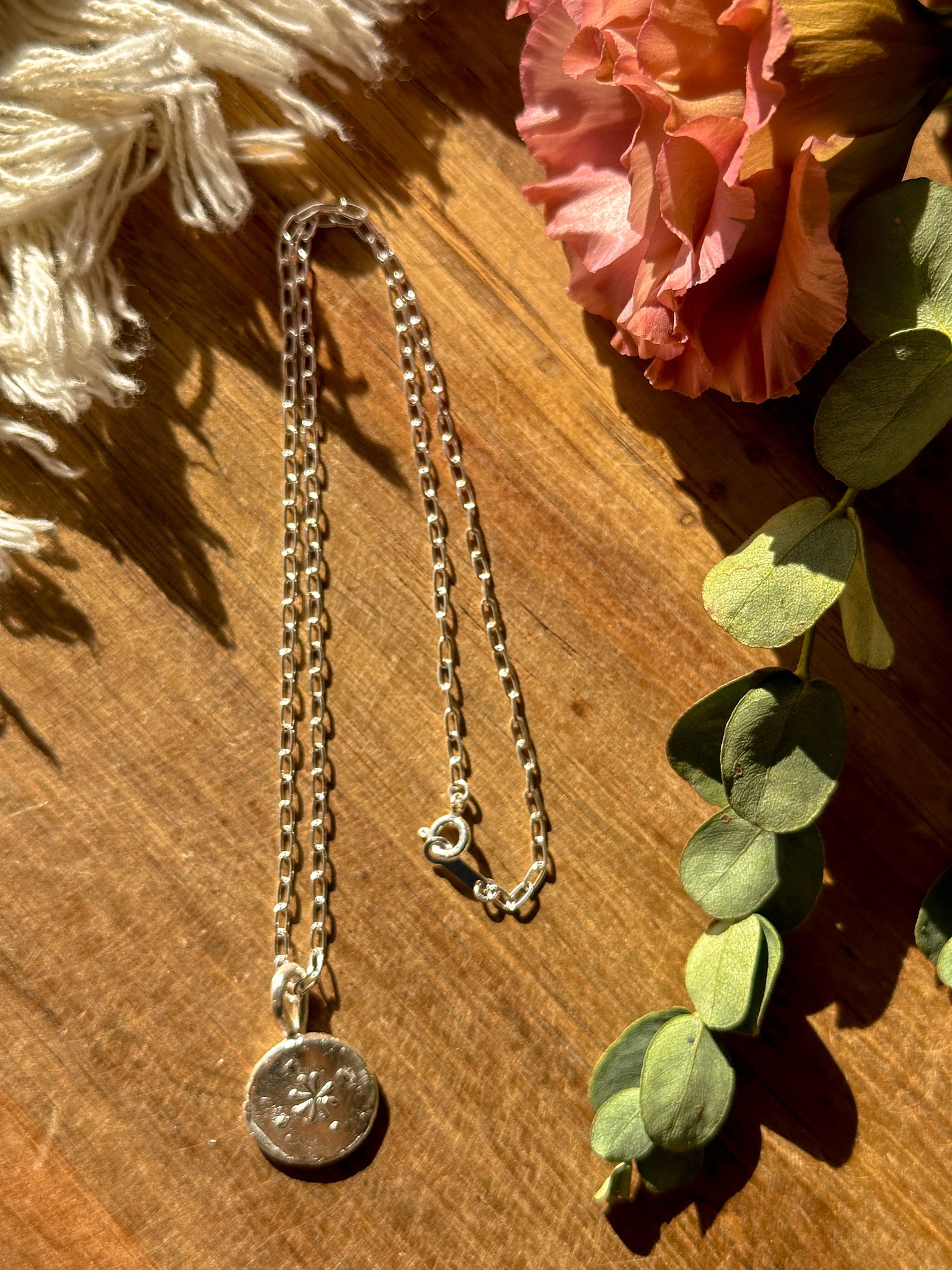 Flower Coin Pendant top Necklace