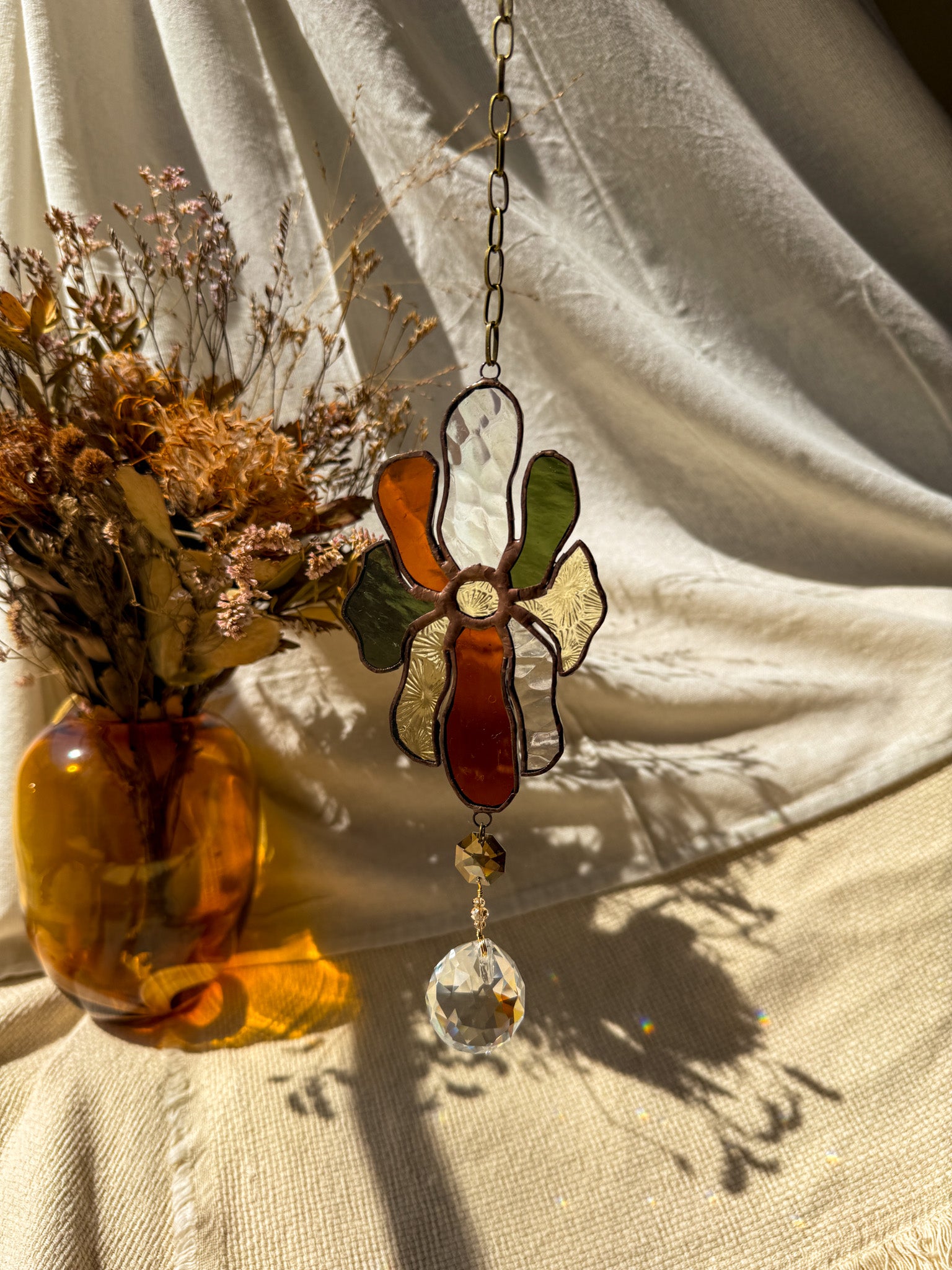 Wavy Flower - Textured glass and Orange Swarovski