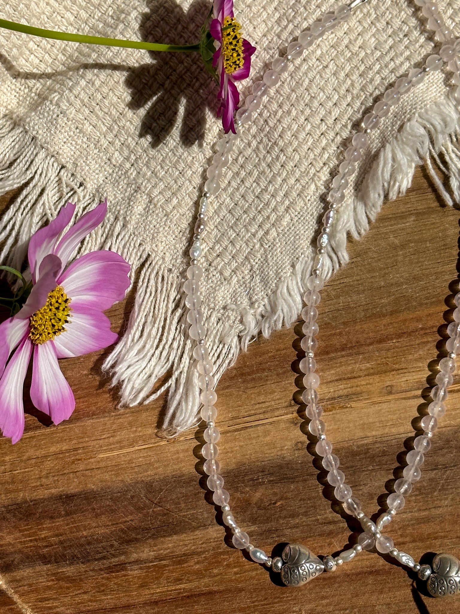 Karen Silver Pendant - Flower heart, Pearl and Rose quartz