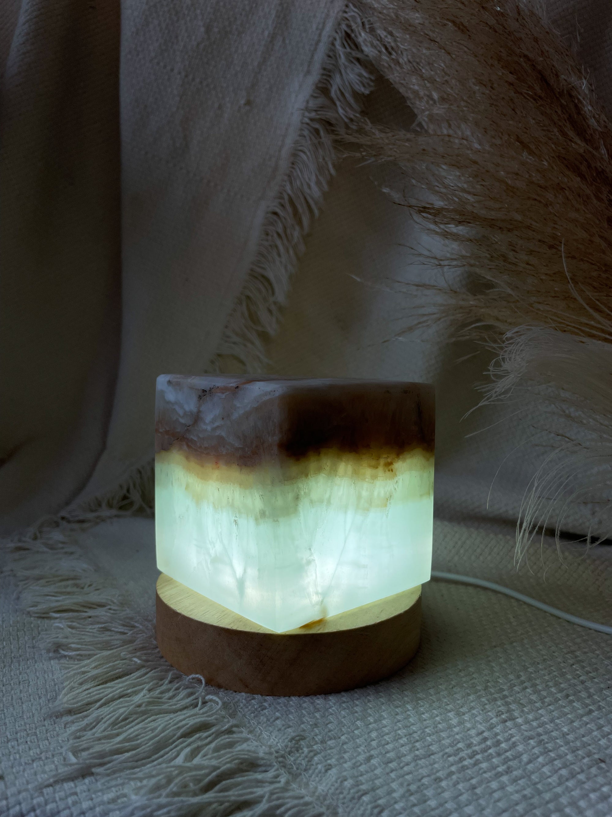 Pistàcchio Calcite Candle holder / Lamp - Cube